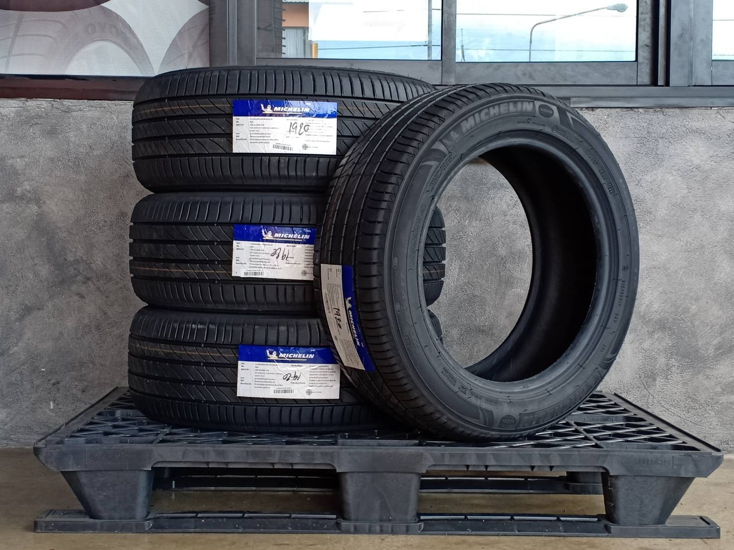 MICHELIN 215/55R17 PRIMACY 3ST94V MADE IN THAILAND