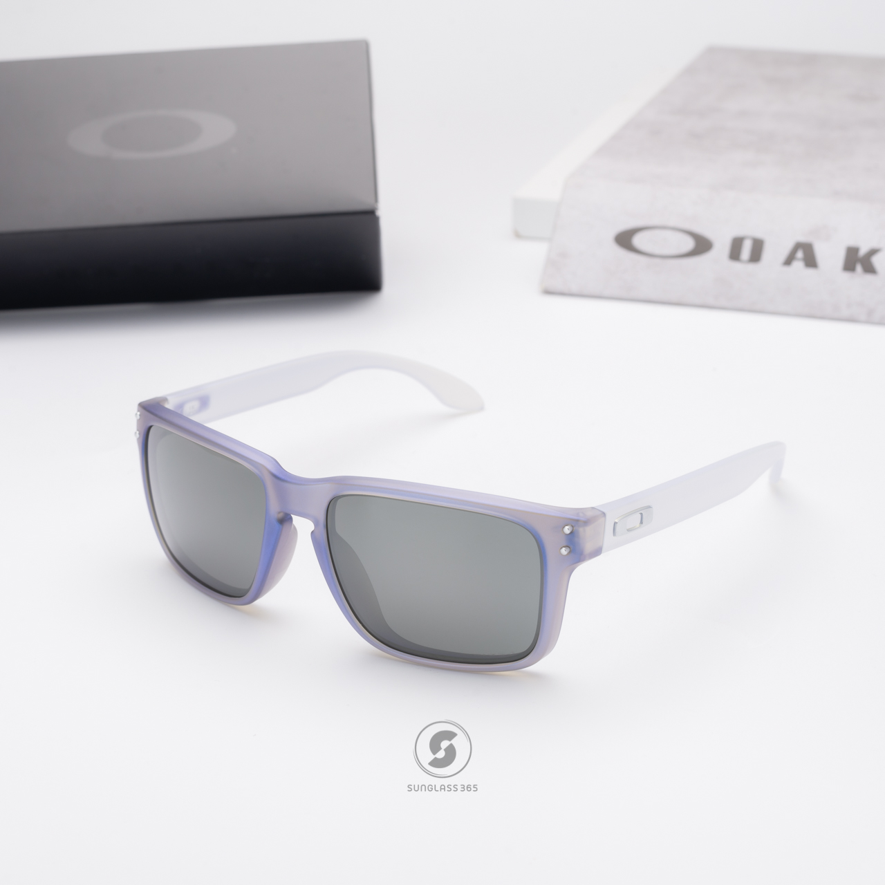 Oakley Holbrook(A) OO9244-67 Dark Matte Stonewash Opaline