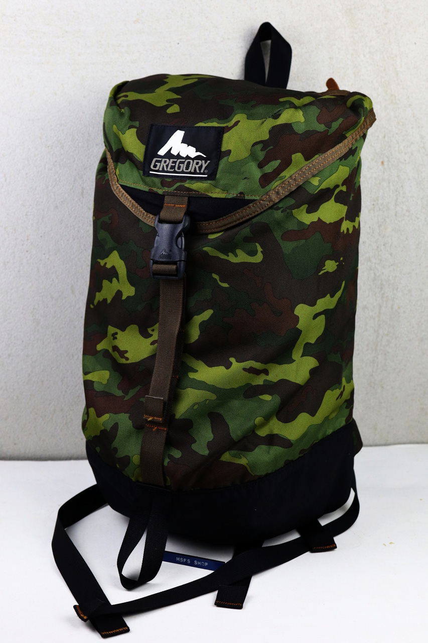 [มือสอง] กระเป๋าเป้ Gregory Summit Day Deep Forest Camo ความจุ 22 ลิตร