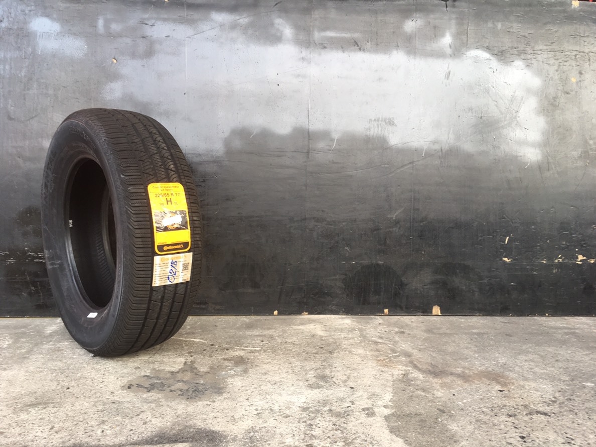 CONTINENTAL CROSS CONTACT LX SPORT 225/65-17 เส้น 2900 ปกติ 5800
