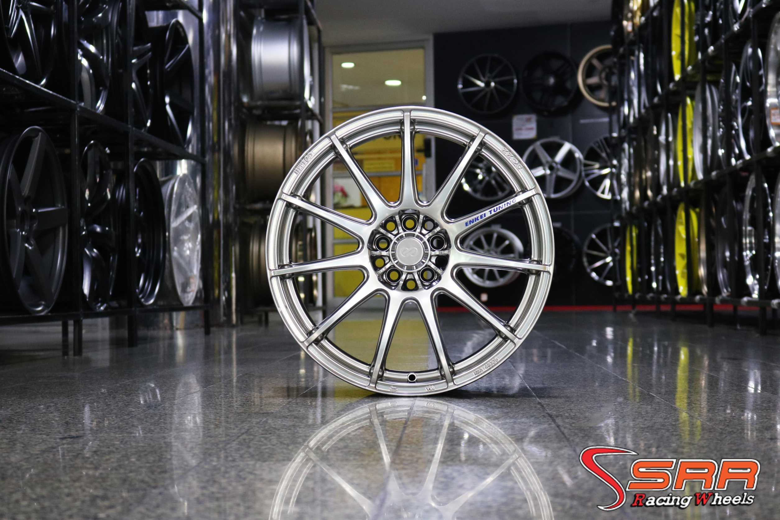 ล้อแม็กซ์แท้ ENKEI SC22 ขอบ18 กว้าง8 PCD10X100-114.3 offset+40