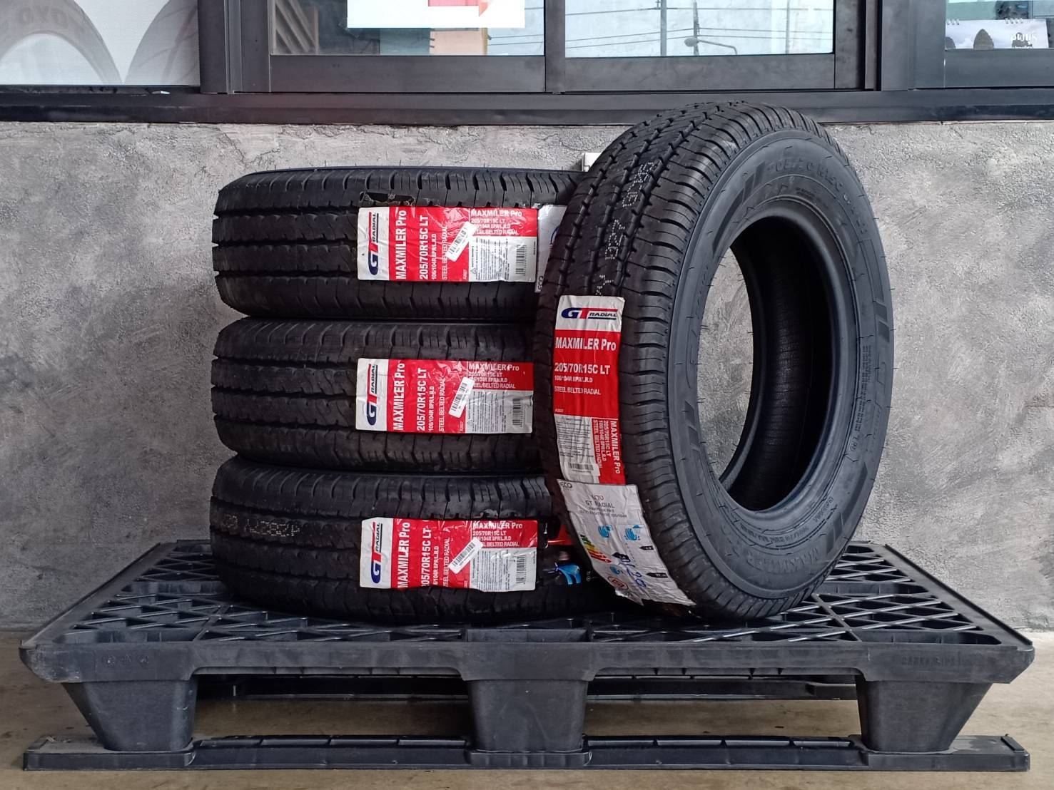 GT-RADIAL 205/70R15 MAXMILER PRO 106/104R 8PR MADE IN CHINA