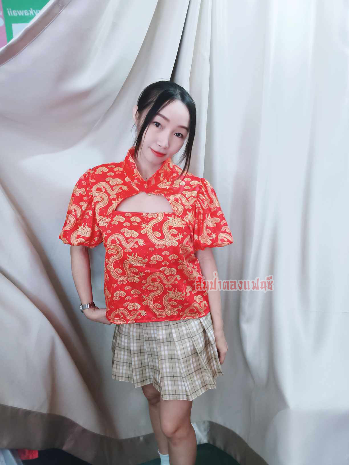 เสื้อแฟชั่นสาวหมวย เสื้อตรุษจีนผู้หญิง แฟชั่นตรุษจีน แบบเปิดอกแขนบอลลูน