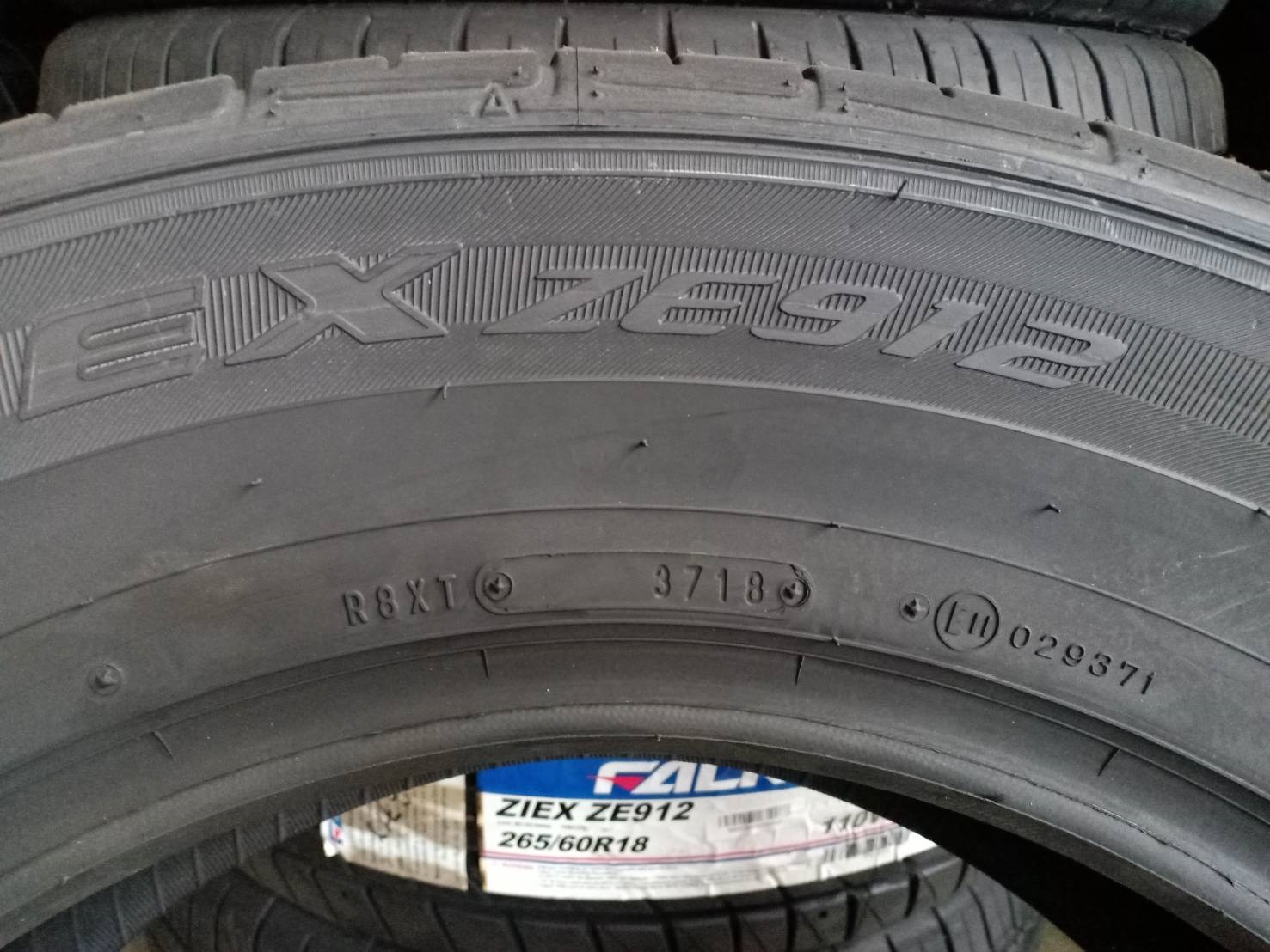 ยางเข้าใหม่ ลดราคา FALKEN ZE912 265/60R18 110V Y18