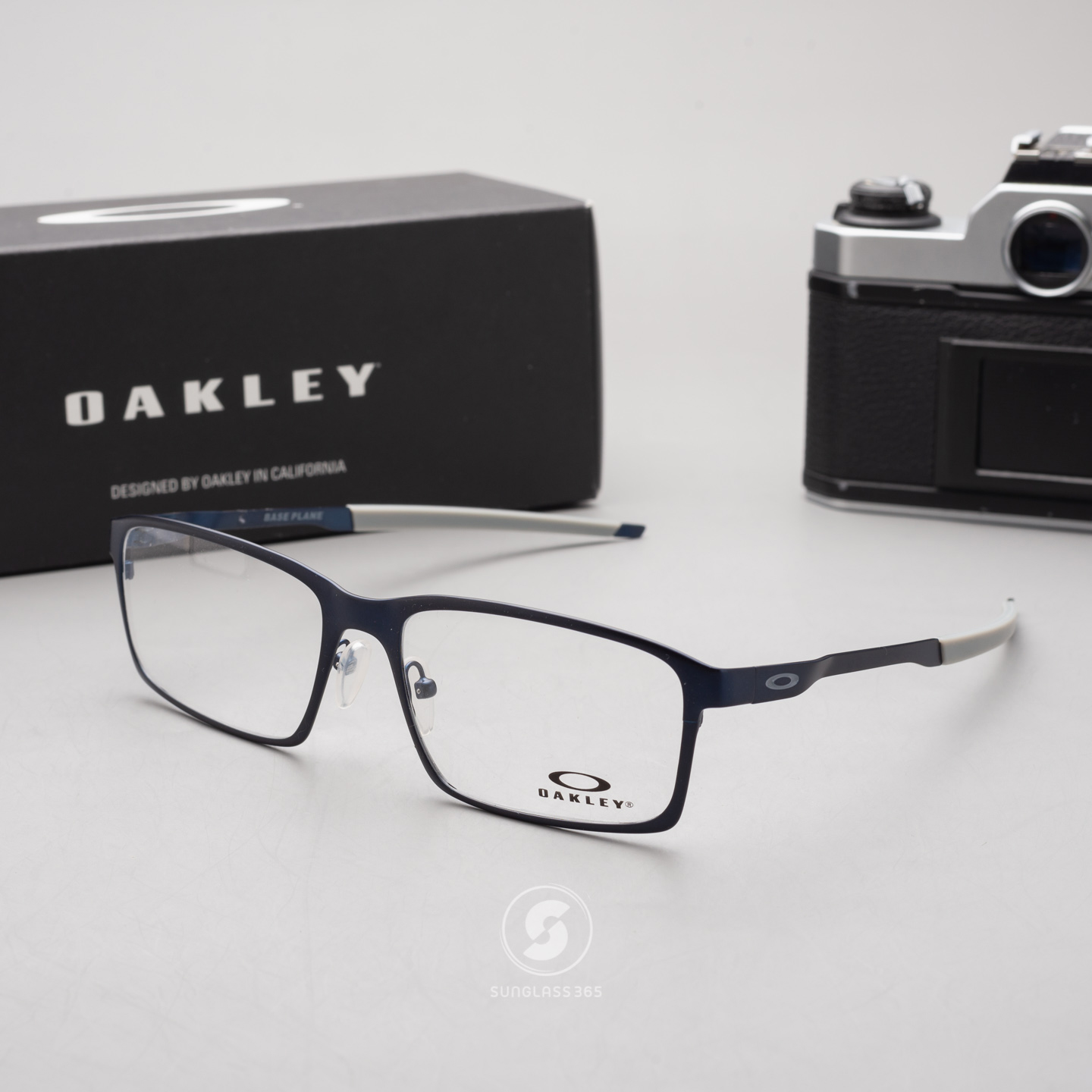 Oakley OX3232-04 BASE PLANE MATTE MIDNIGHT