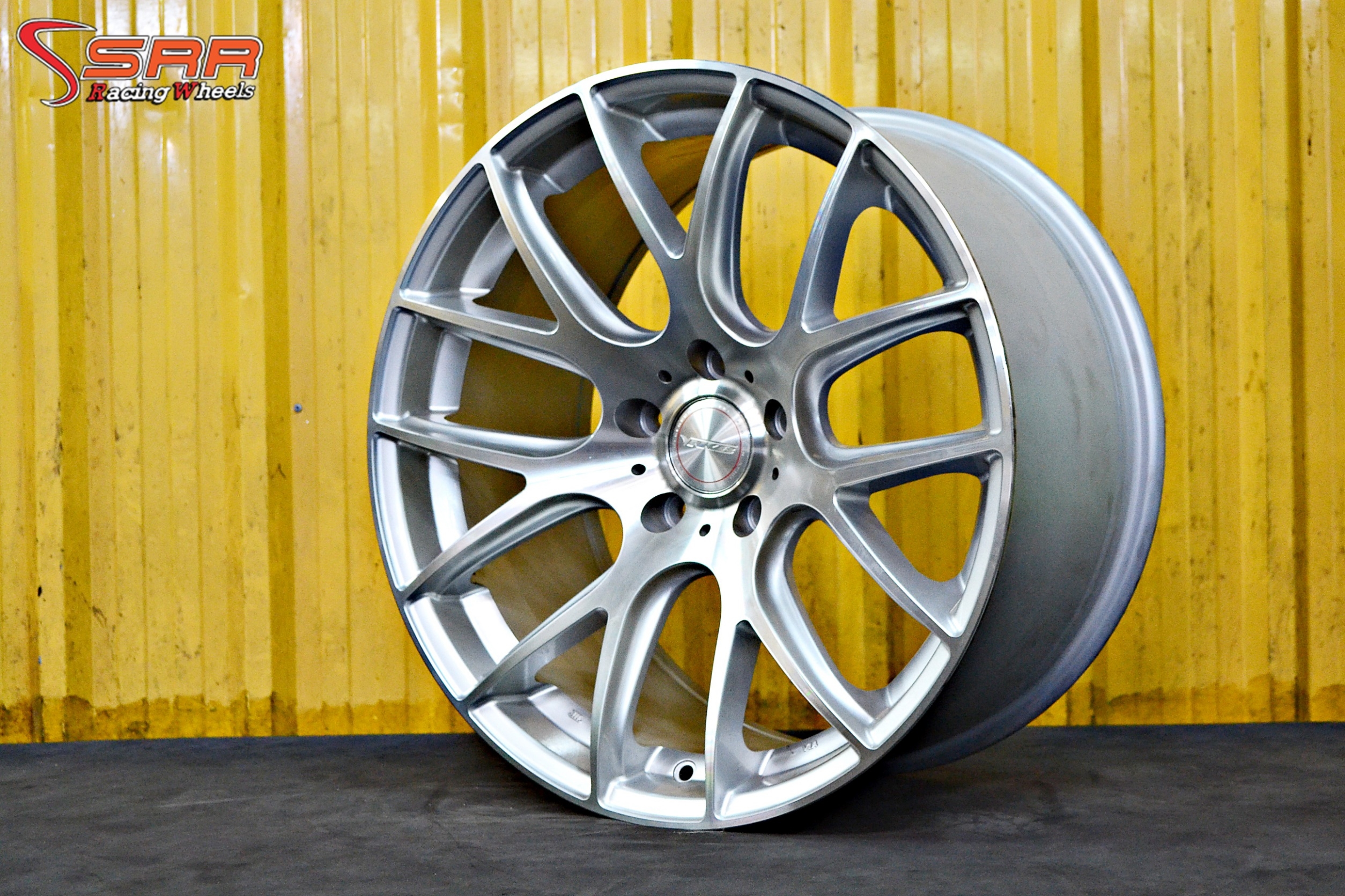 ล้อมาใหม่ ใส่ BMW ขอบ19 ลาย R7X