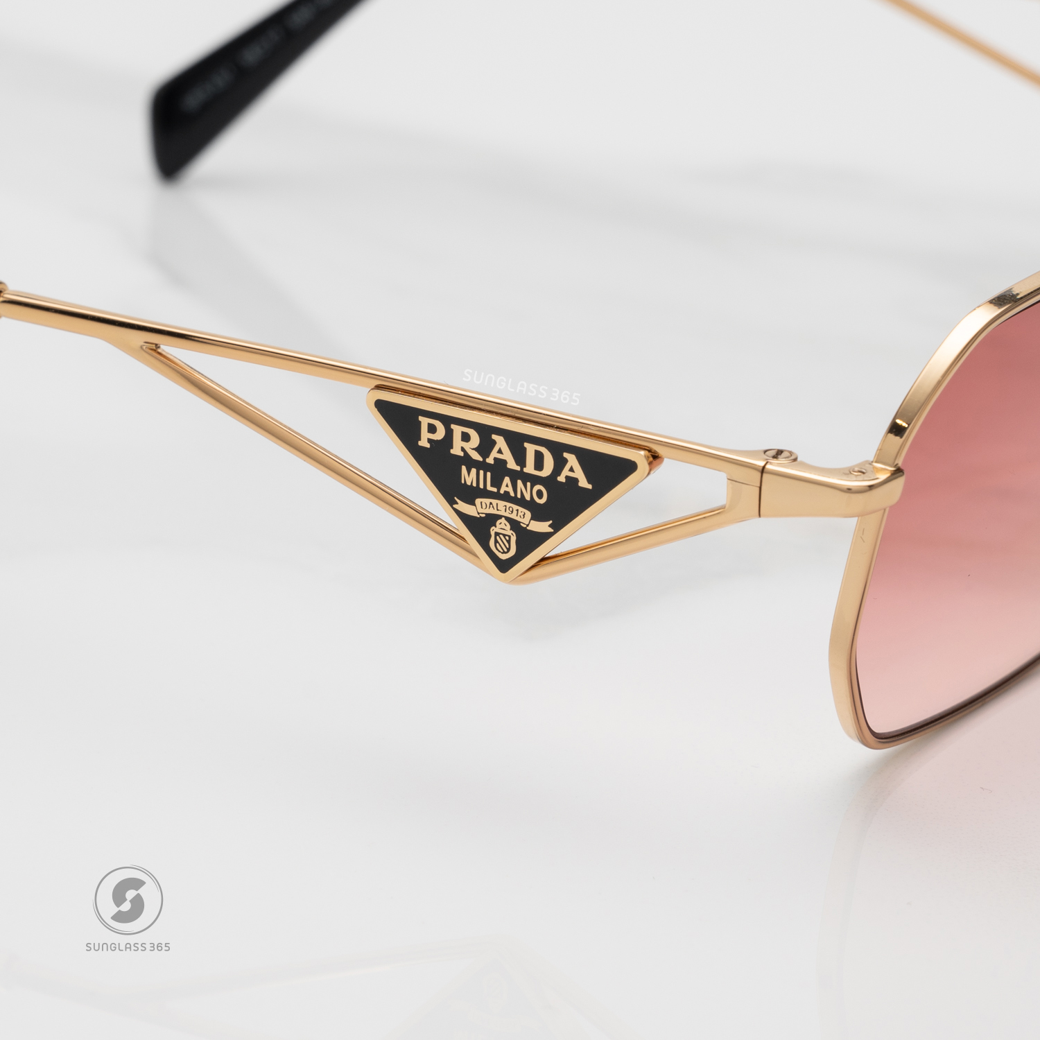 PRADA PRA51S 5AK40C Gold