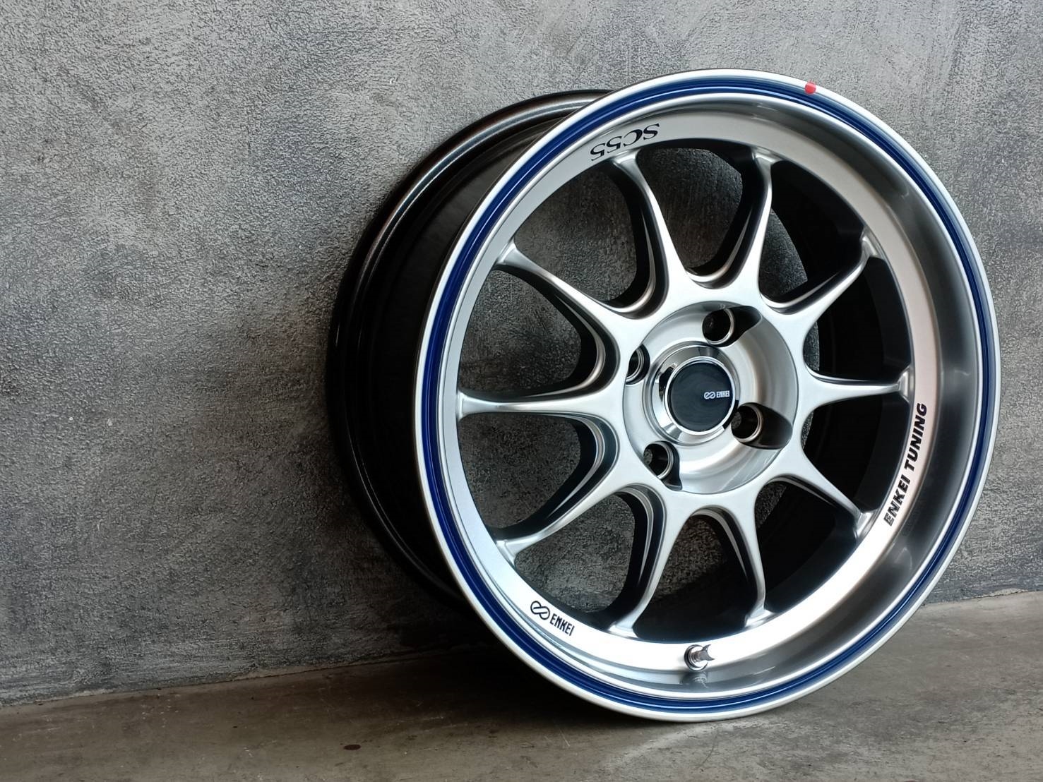ENKEI TUNING SC55 15X7 4X100 28 73.1 GHB1QR2DKB6LK