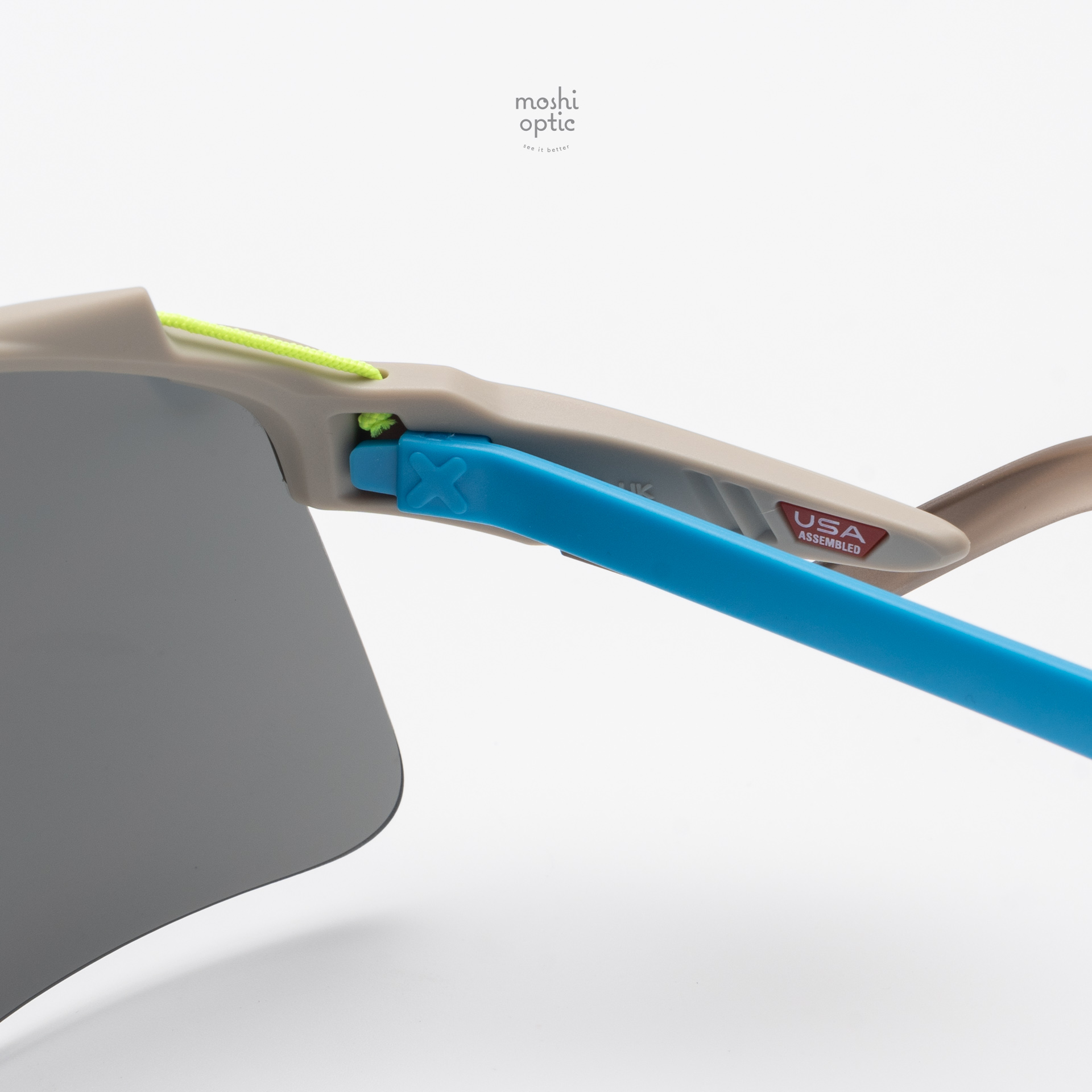 OAKLEY STUNT WING OO9519-03 Matte Sand Prizm Black