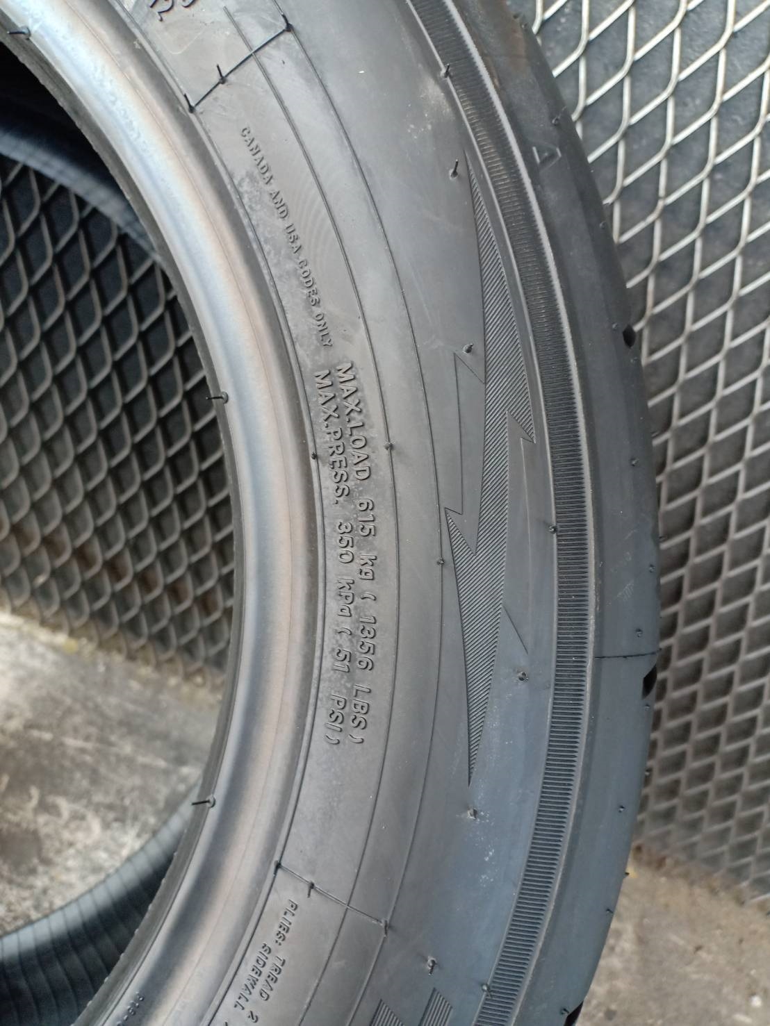 TOYO R888R 225/50-15 ยางปี19 มาใหม่