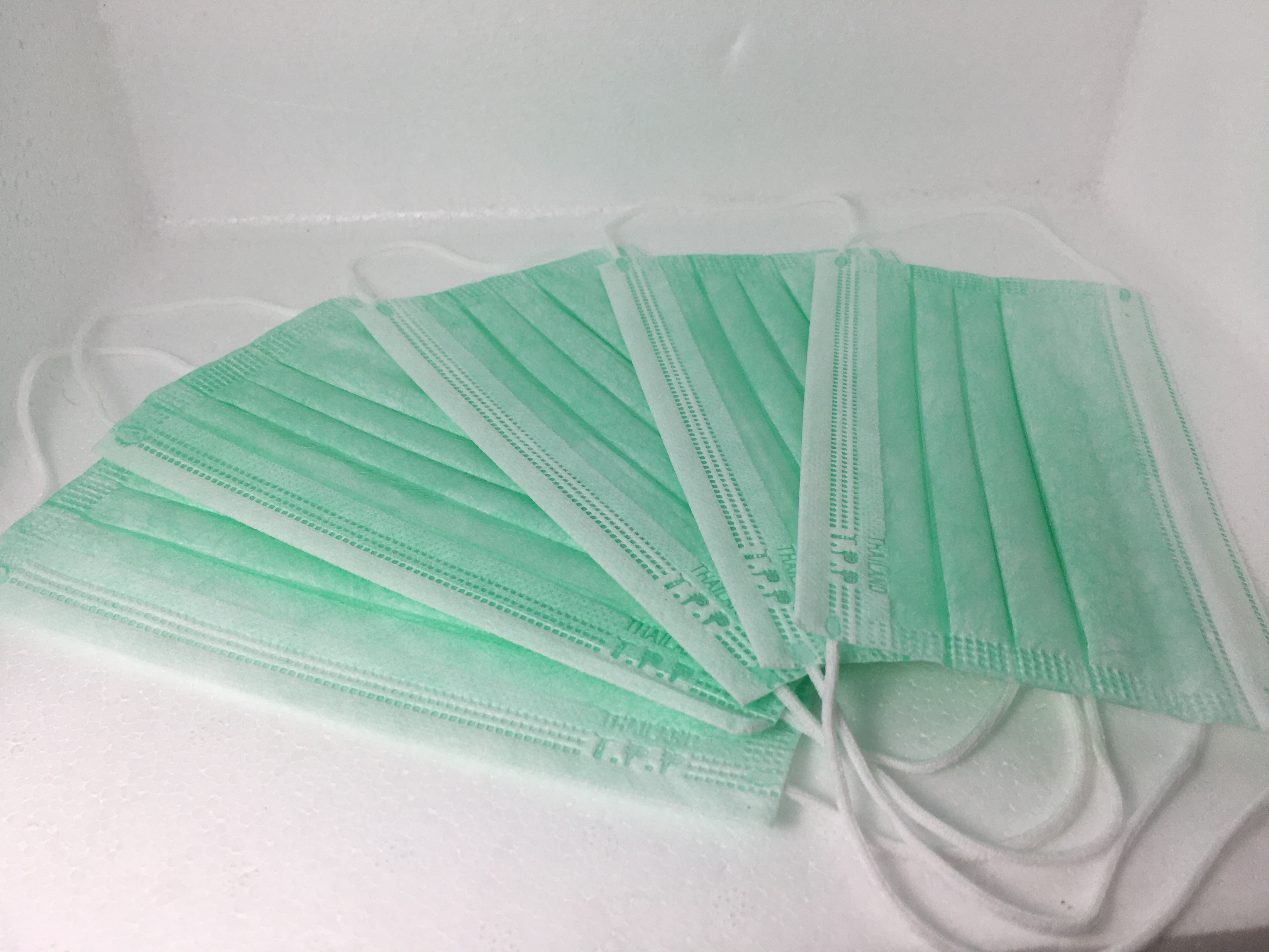 หน้ากากอนามัยชนิดยางยืด 3 ชั้น