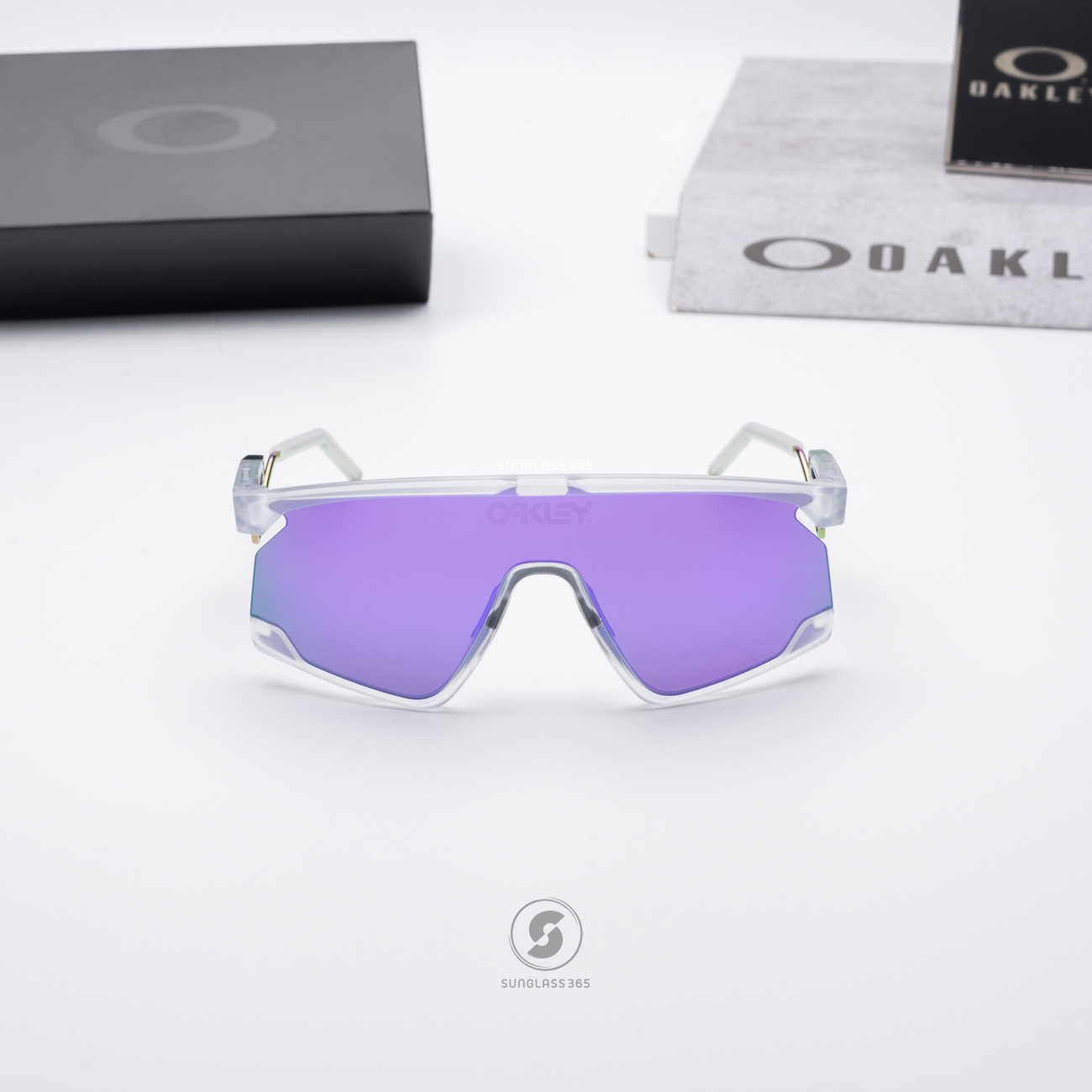 Oakley BXTR METAL OO9237-02 Prizm Violet