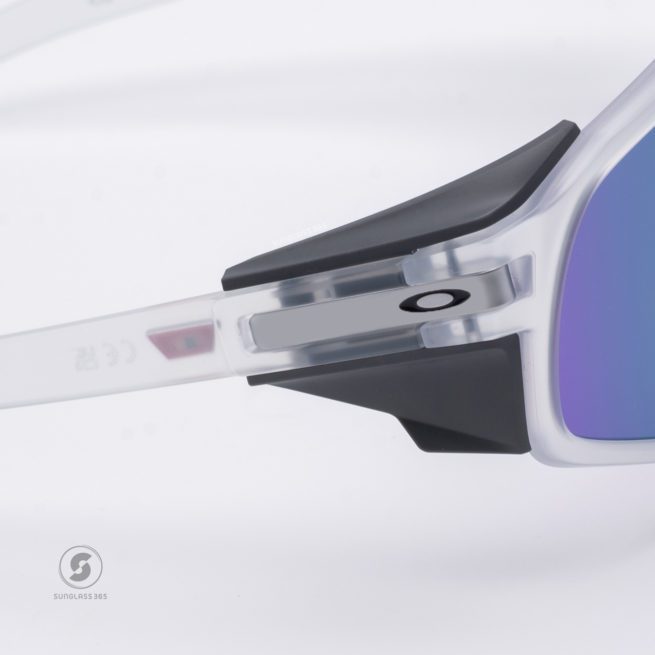 OAKLEY LATCH PANEL OO9404-02 Matte Clear Prizm Violet