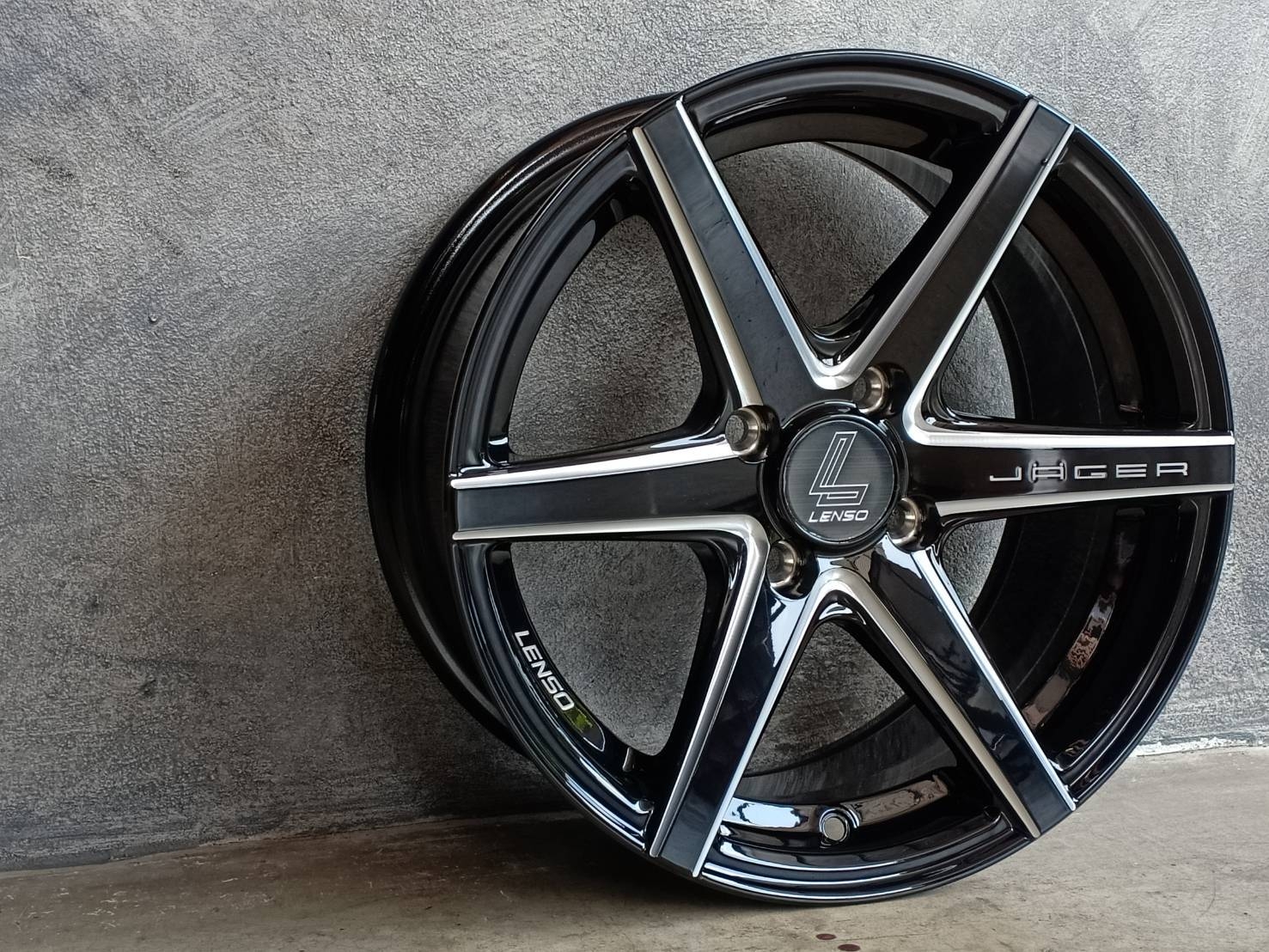 JAGER-CRAFT 15X7 4X100 +35 73/65 BKWA