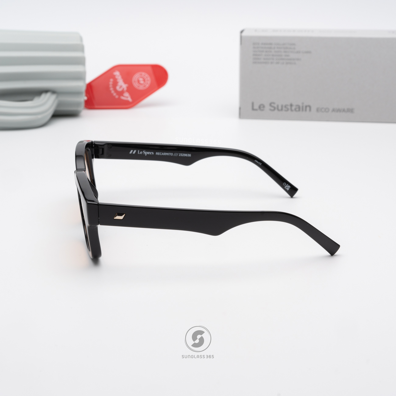 แว่นกันแดด Le Specs LSP2329636 RECARMITO Black Mustard Mono