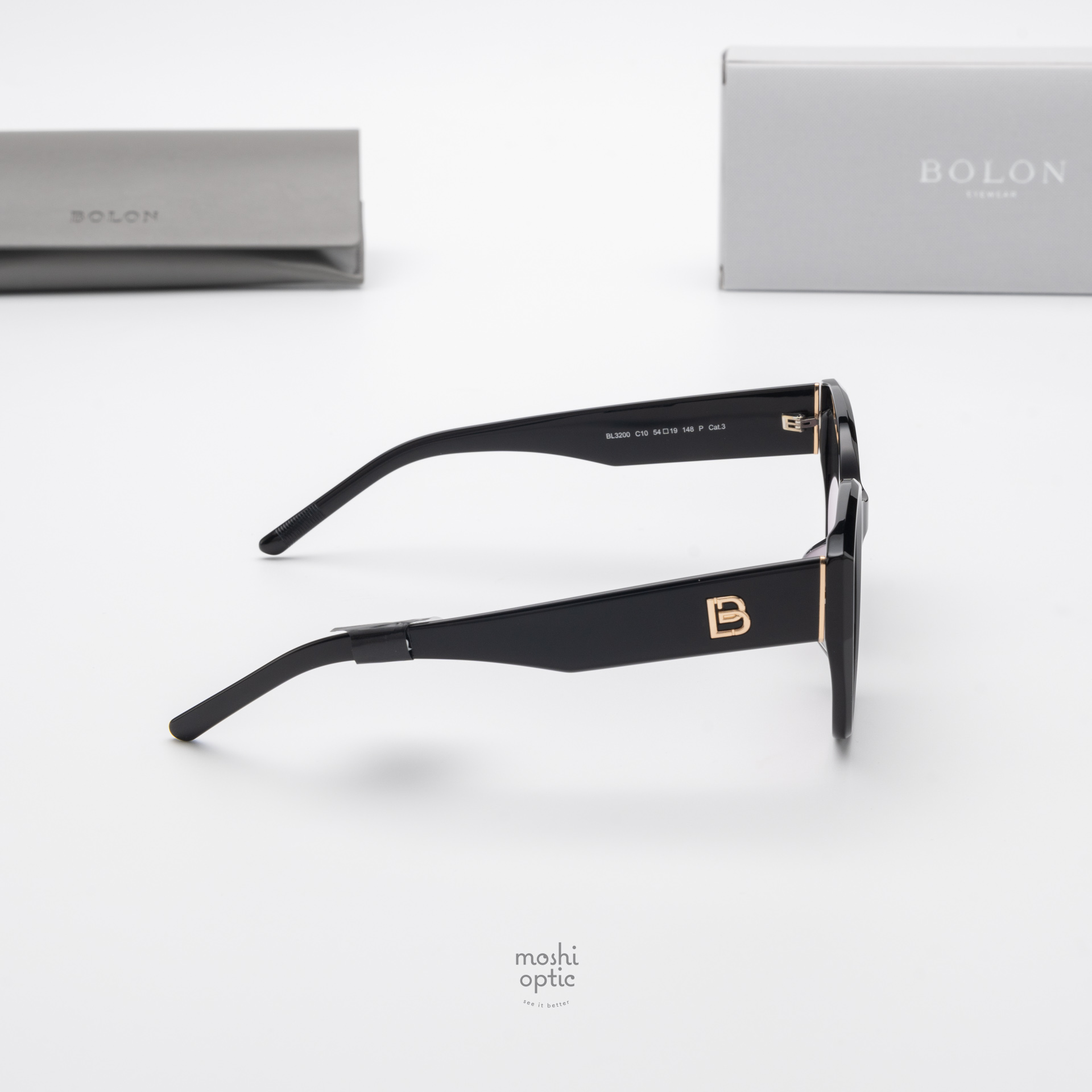 แว่นกันแดด BOLON รุ่น Zermatt C10 Shiny Black