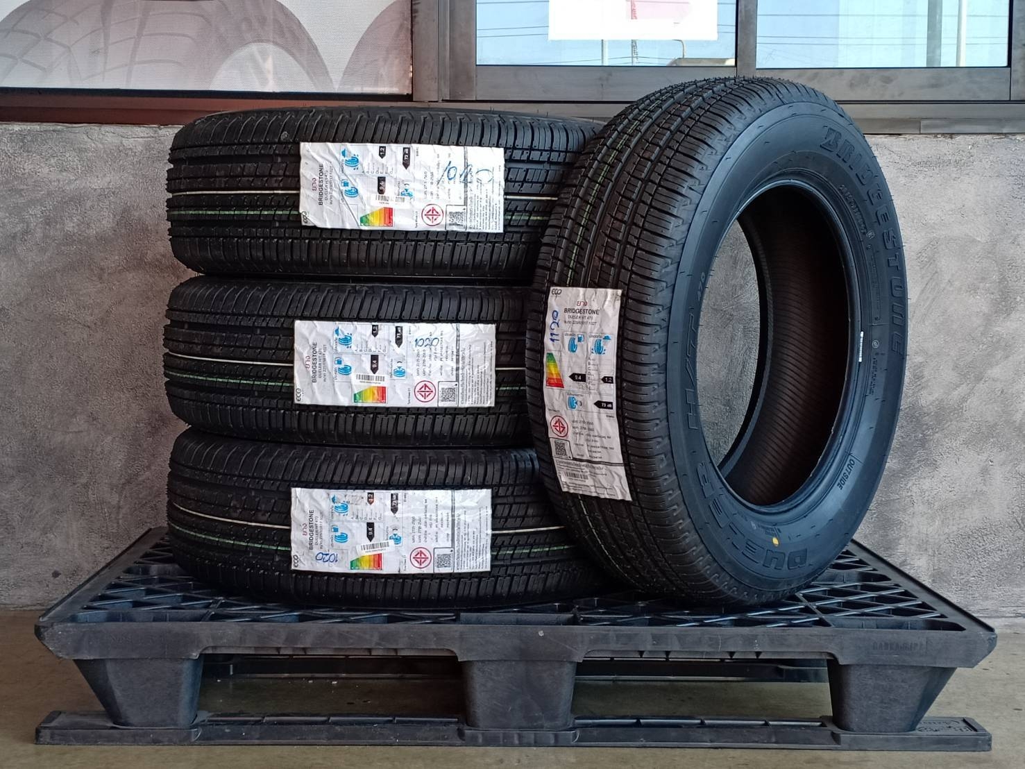 BRIDGESTONE 225/65R17 DUELER H/T 470 102T MADE IN INDONESAI