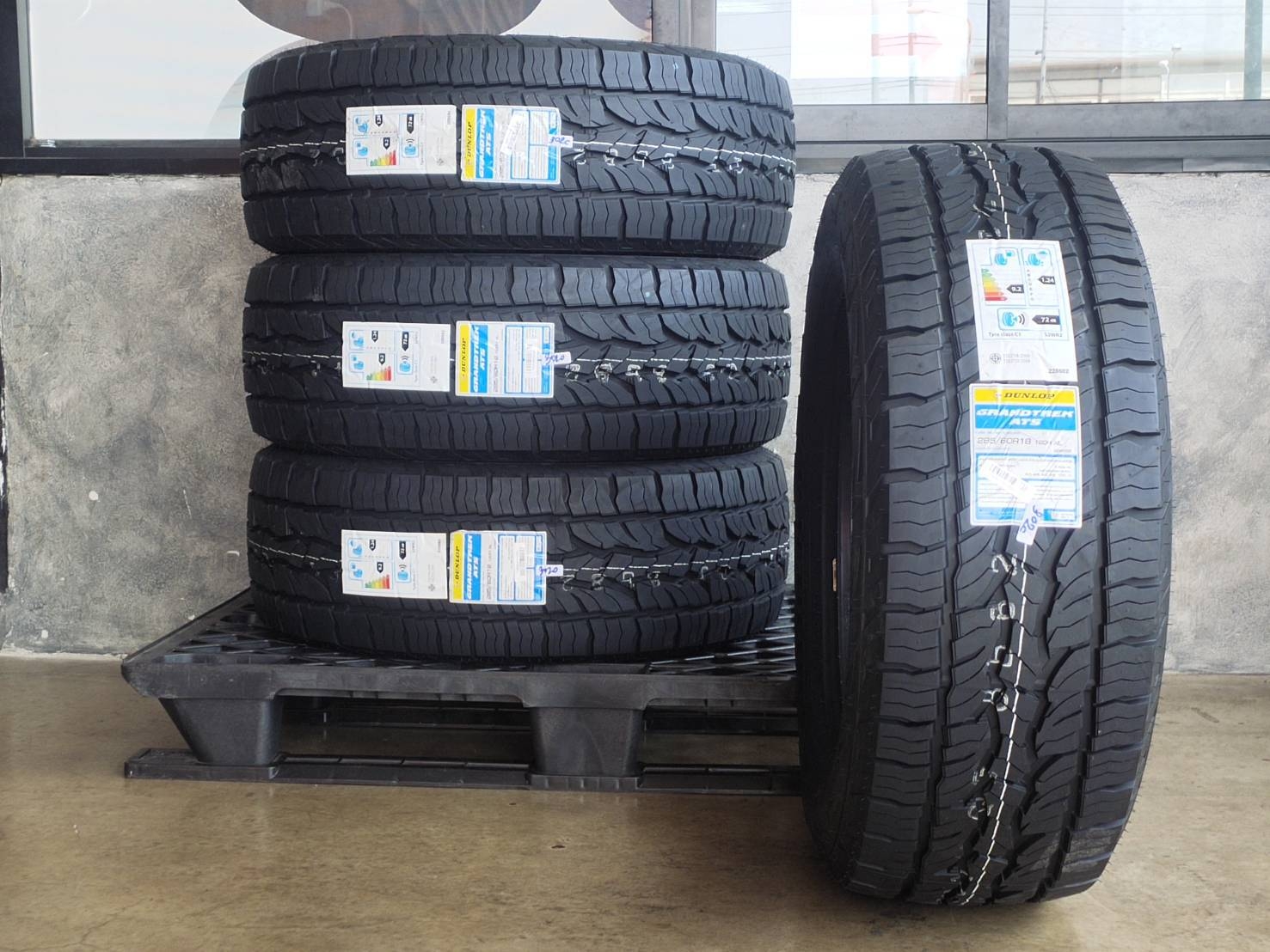 DUNLOP 285/60R18 120H XL GRANDTREK AT5