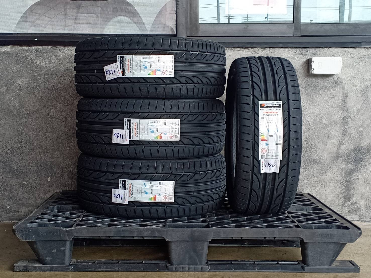 HANKOOK 225/45ZR17 VENTUS V12 EVO2 94Y XL MADE IN KOREA