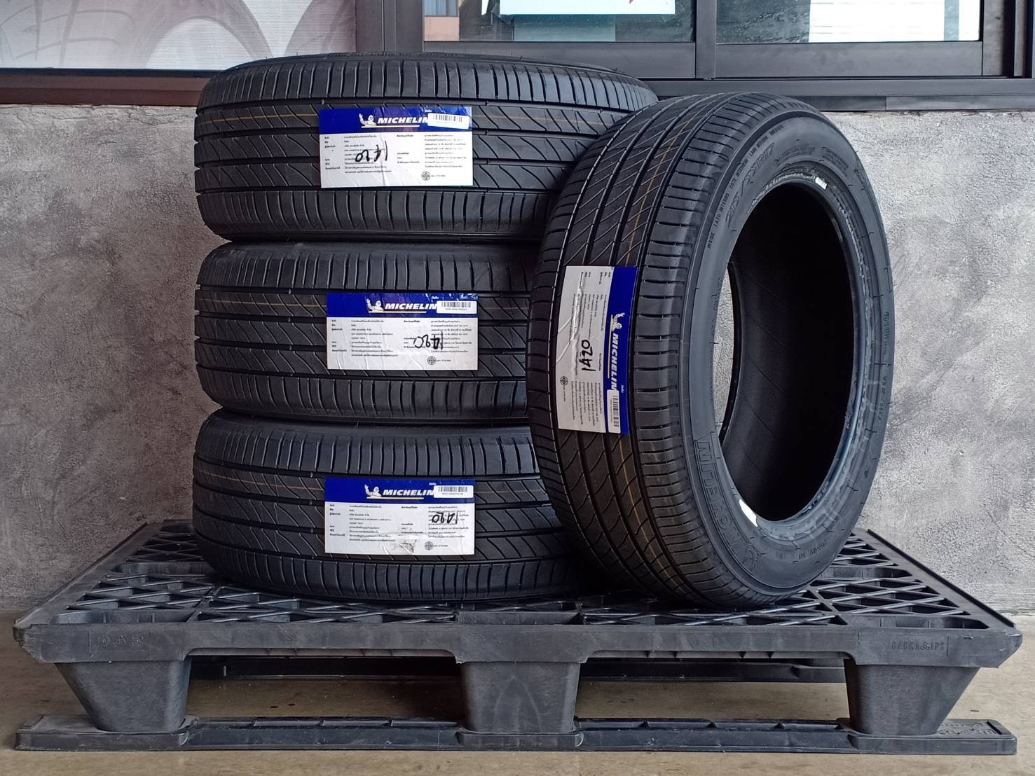 MICHELIN 215/55R17 PRIMACY 3ST 94V MADE IN THAILAND