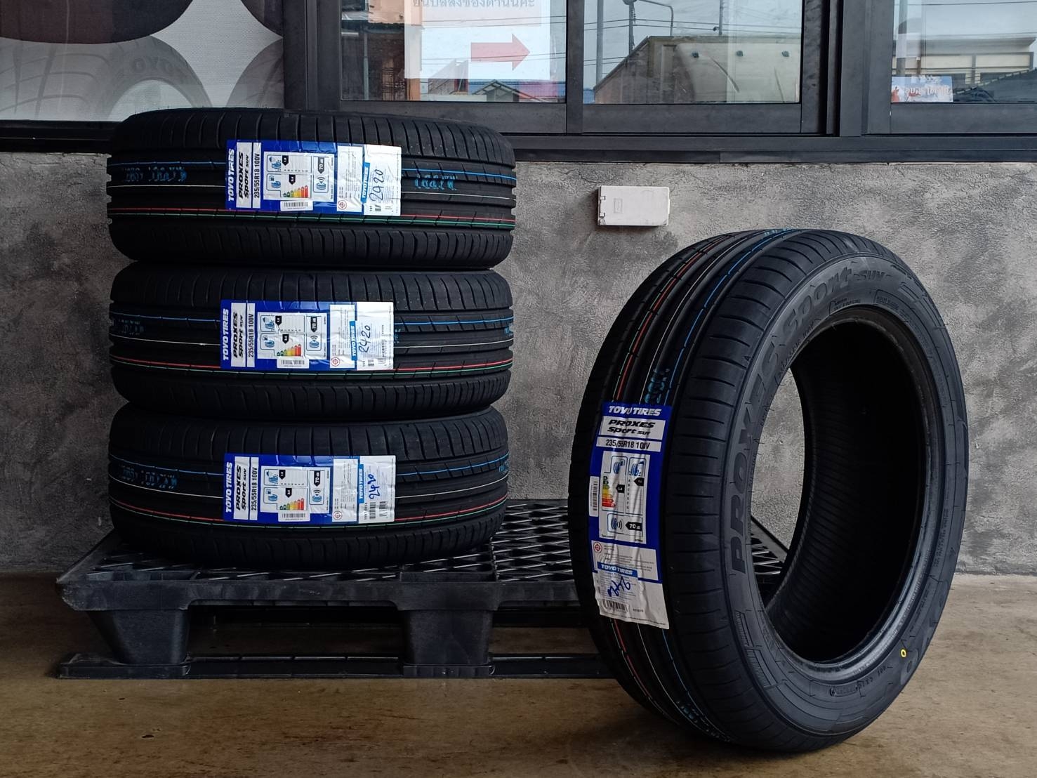 TOYO 235/55R18 PROXES SPORT SUV 100V MADE IN JAPAN