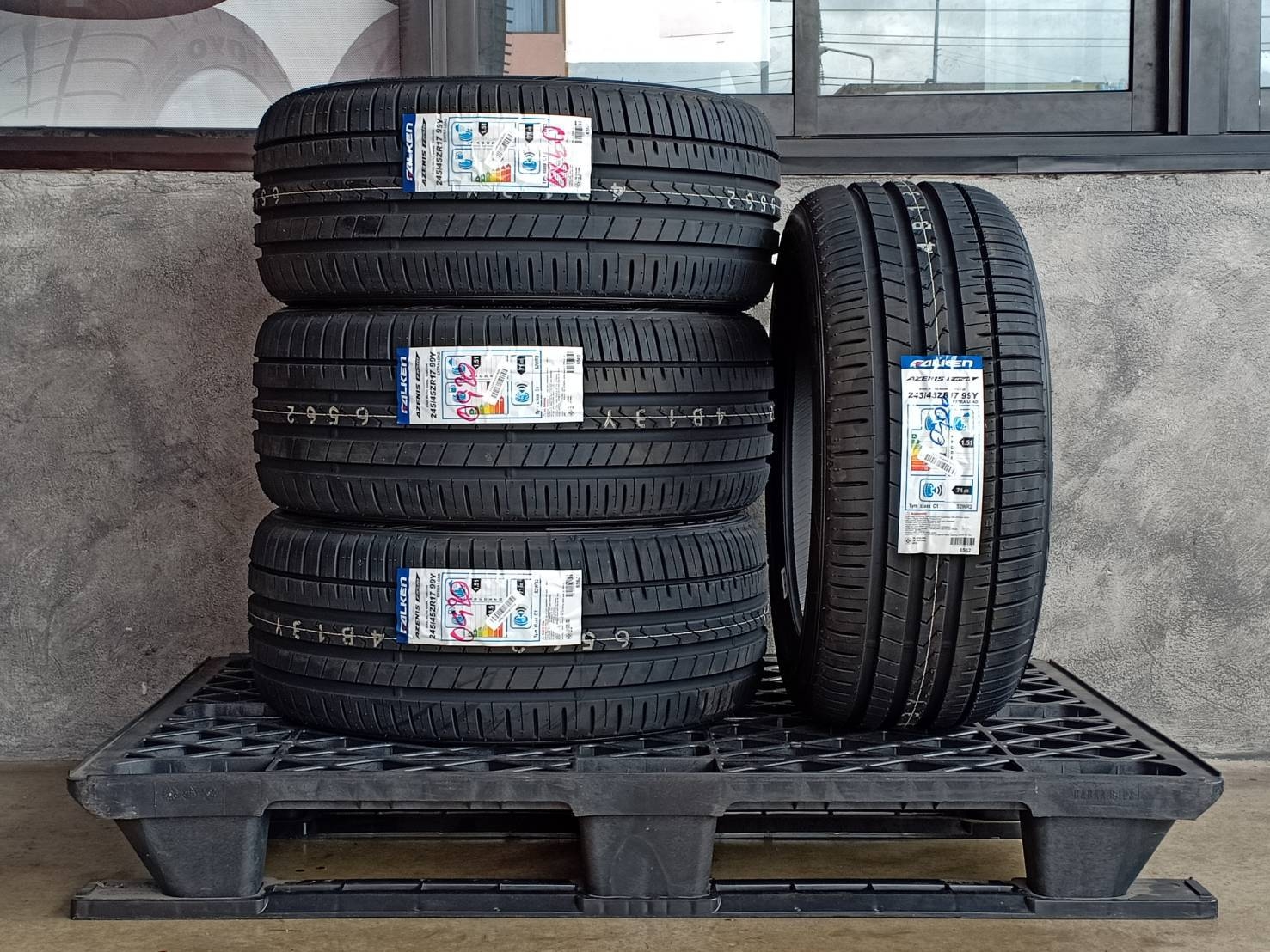 FALKEN 245/45ZR17 AZENIS FK510 99Y MADE IN JAPAN
