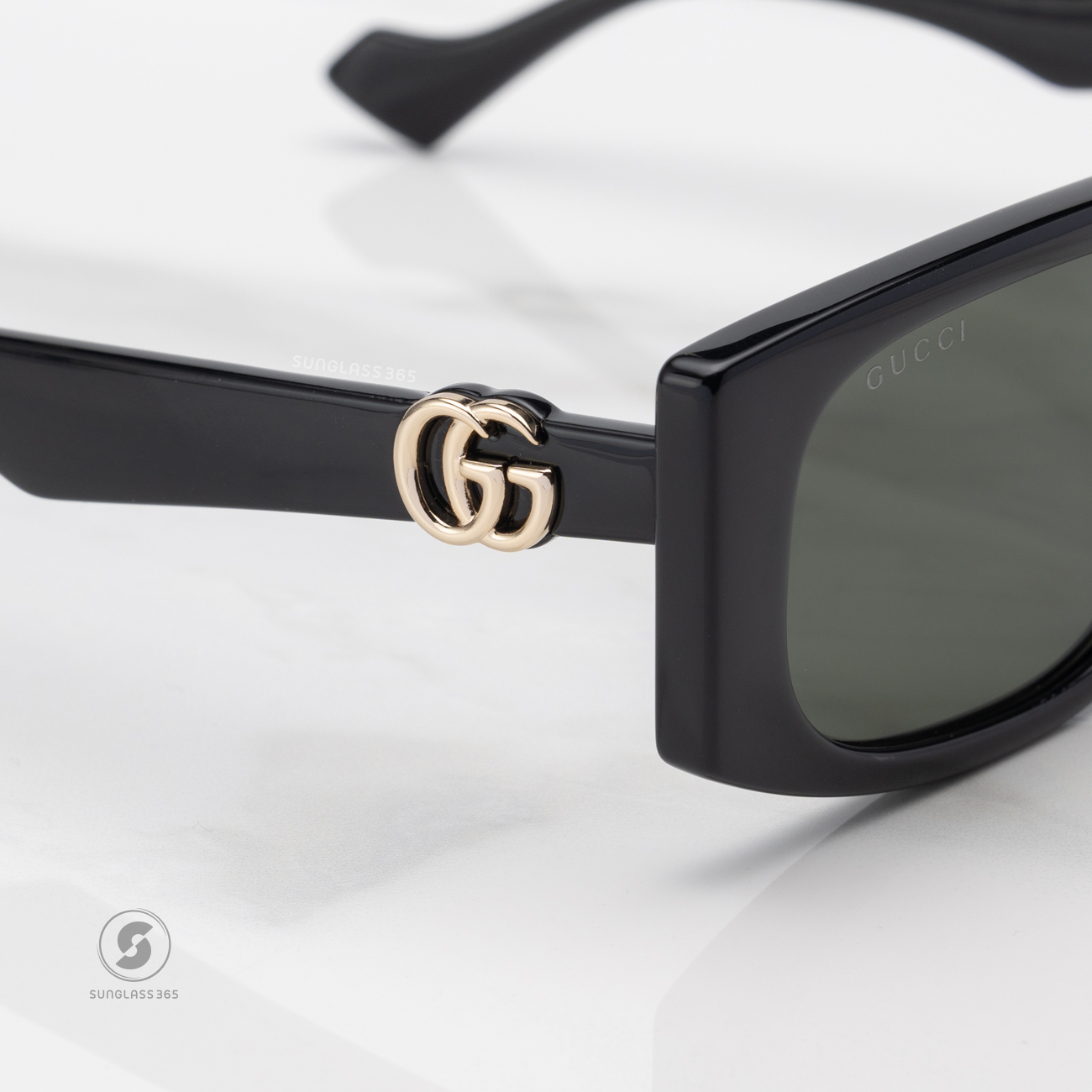 แว่นกันแดด Gucci GG1534S 001