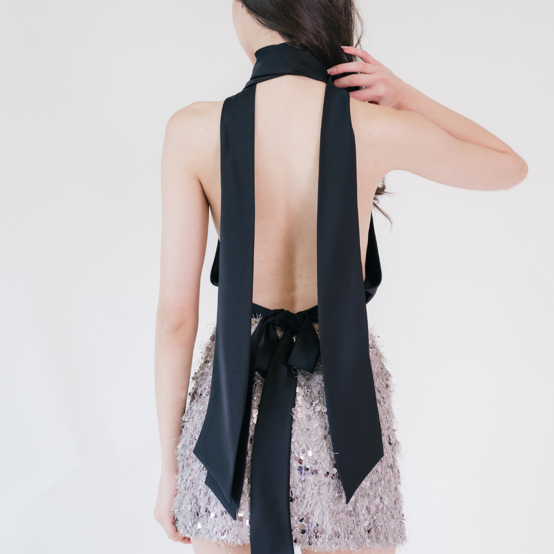 Lism S-071 The Drape Muse Top เสื้อคล้องคอเรียบหรู