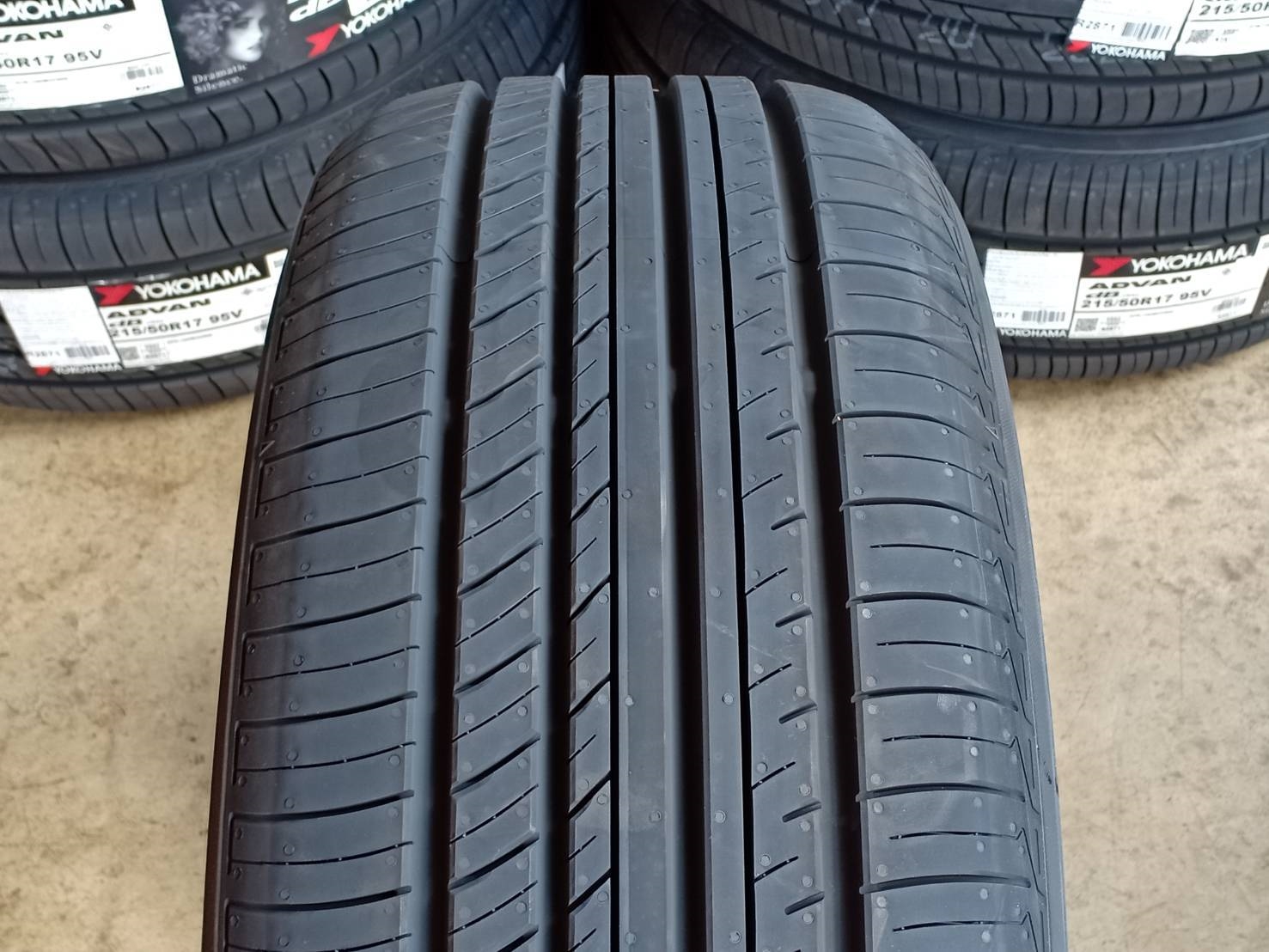 YOKOHAMA V552 215/50-17 ปี19 ซื้อ4เส้น รับส่วนลด1000 บาท