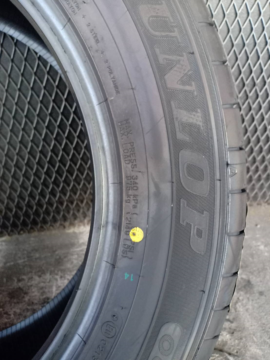 DUNLOP SPMAXX050 PLUS 235/60-18 เส้นละ 6000 ปกติ 7500