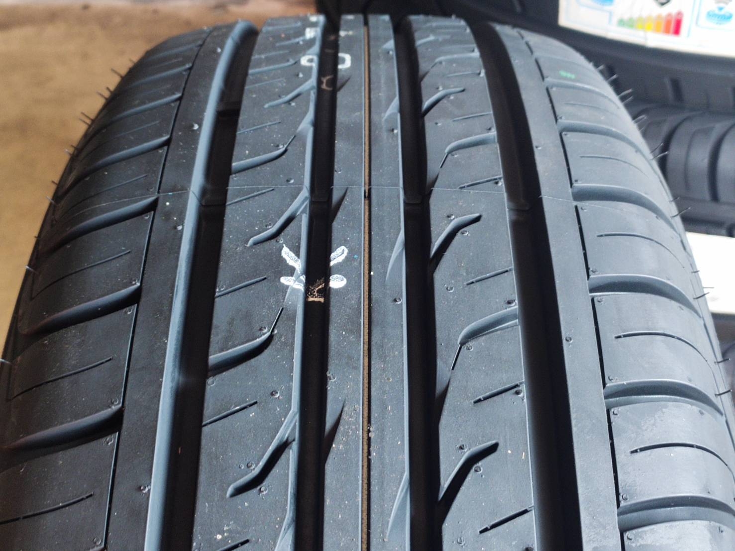 DUNLOP GRANTREK PT3 265/60R18 110H Y:1220 THAILAND
