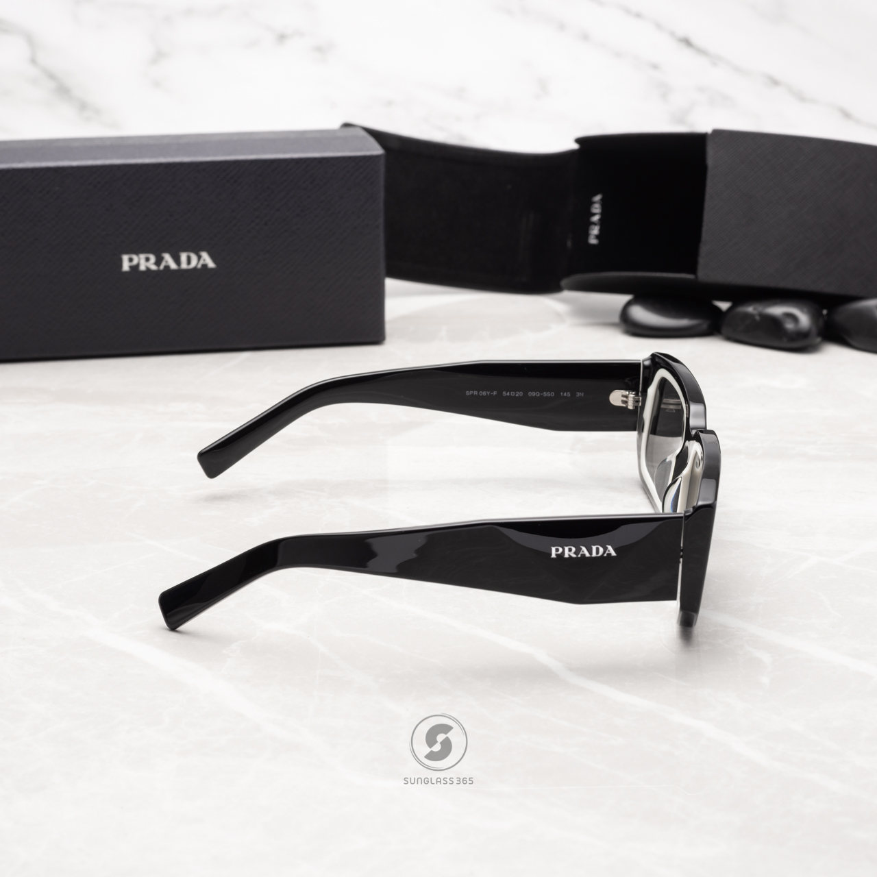 PRADA PR06YSF 09Q5S0 Black / White