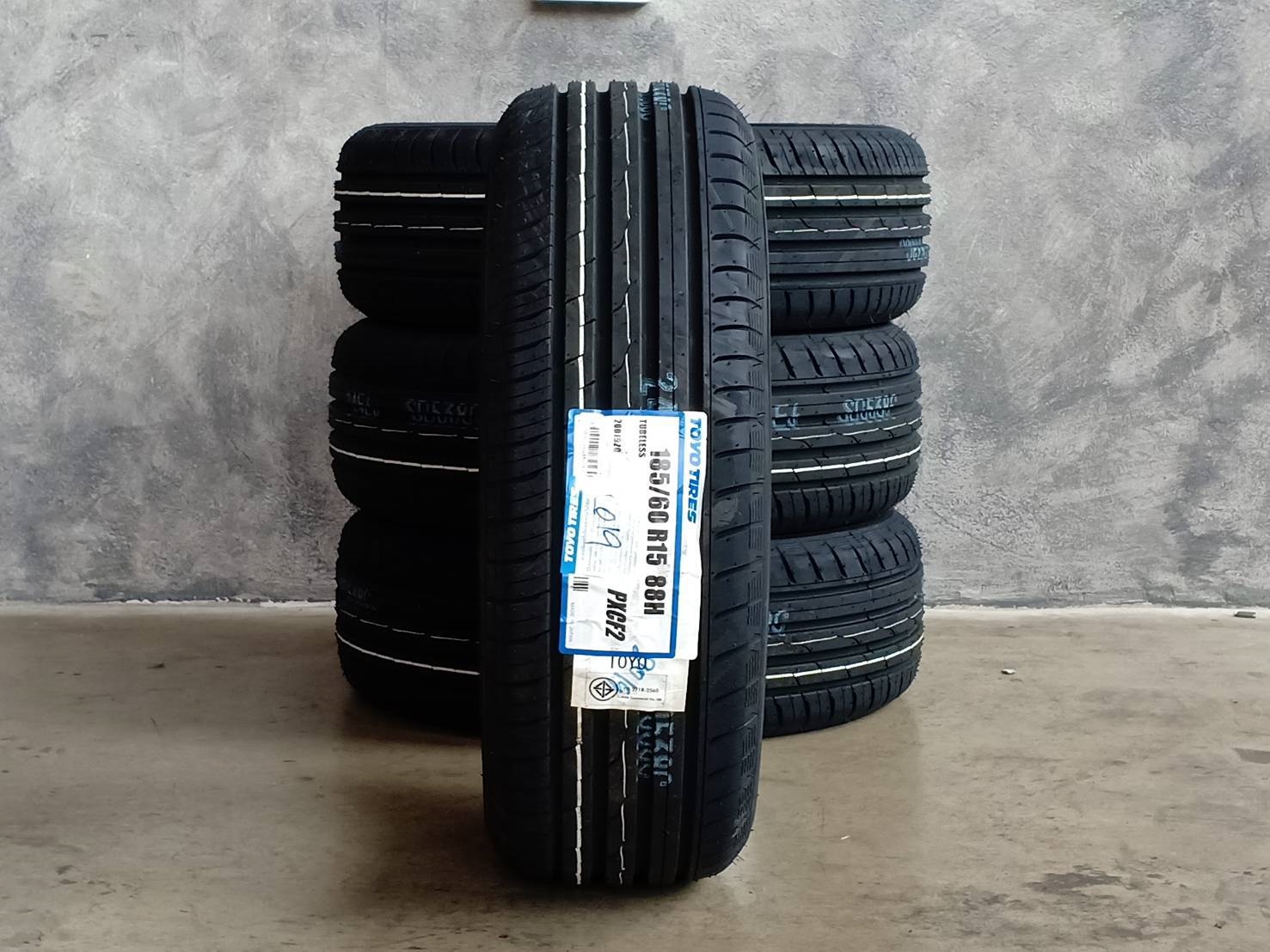 TOYO CF2 185/60-15 ปี19 ลดราคา