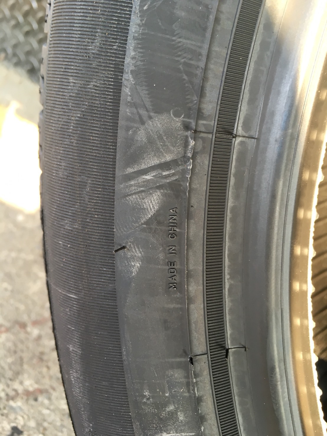 PIRELLI CINTURATO P7 225-50-17 เส้น 7000 บาท ปี18 ซื้อ2แถม2 จ่าย 14000 ได้ 4เส้น ปี18