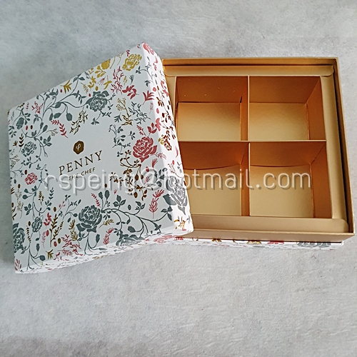 กล่องขนมไหว้พระจันทร์ Penny The Chef (กระดาษแข็ง) ลายดอกไม้