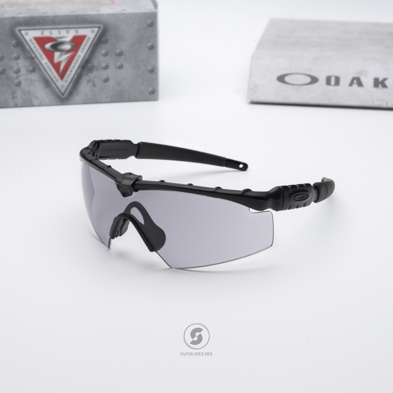Oakley SI M Frame 2.0 OO9213-11-197 Matte Black Photochromic