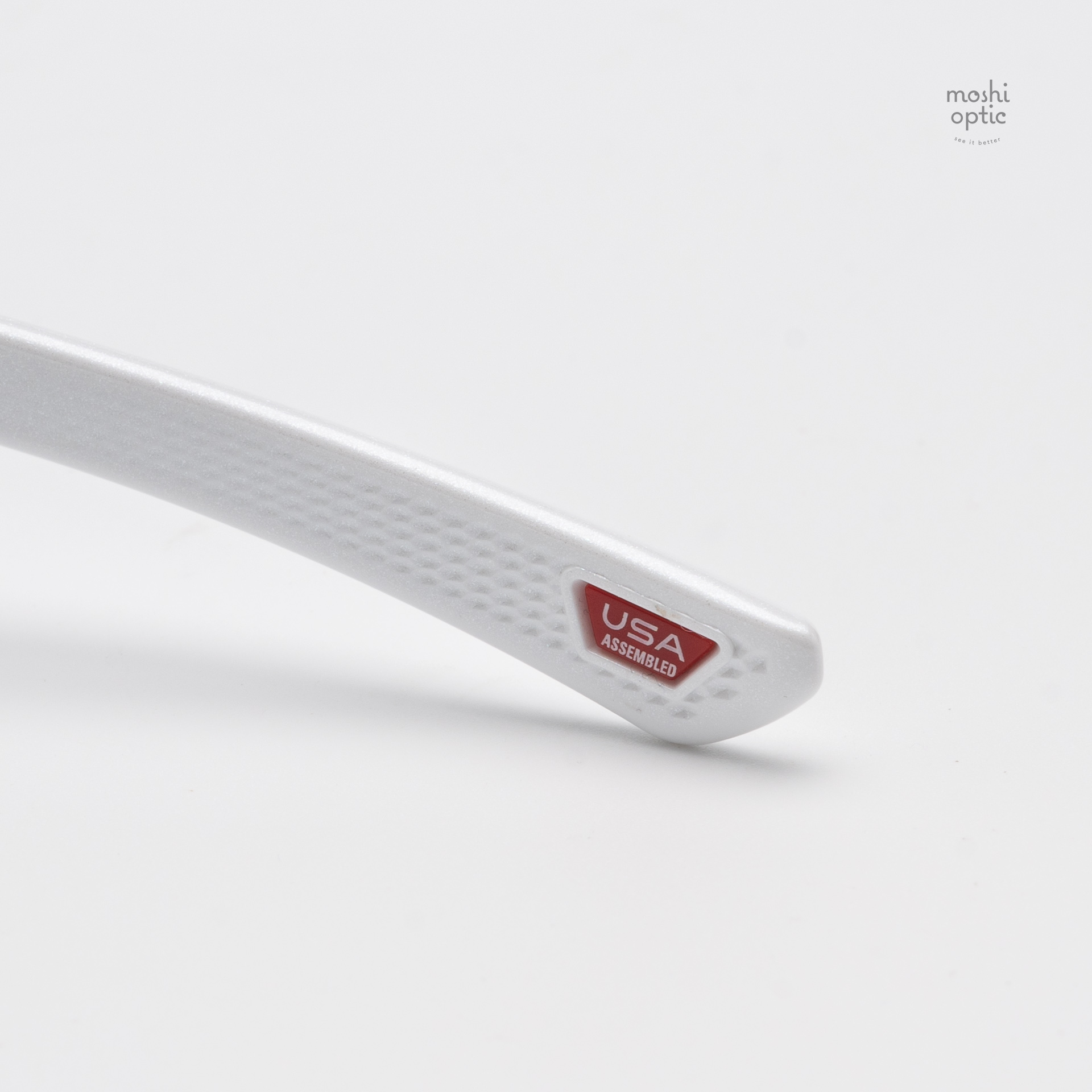 Oakley De La Salle OO9493-02 Pearl White Prizm Black