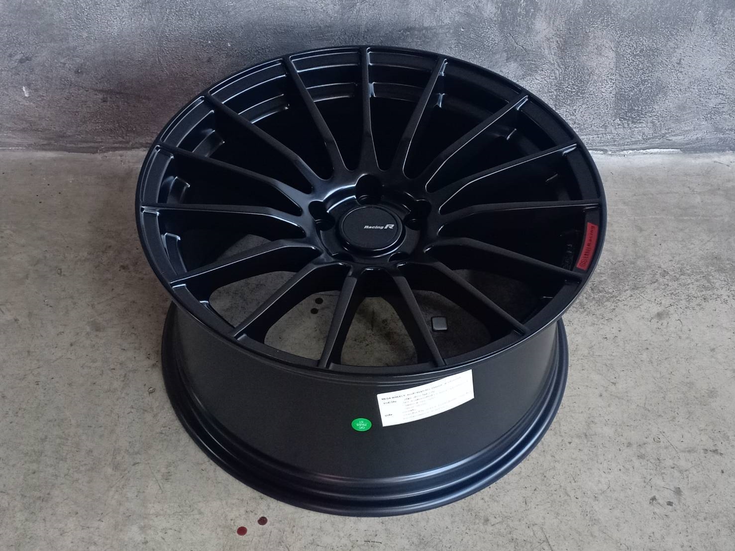 ล้อใหม่ RS05RR FLOWFORMING ขอบ18 ล้อเบาแค่ 9.2 KG