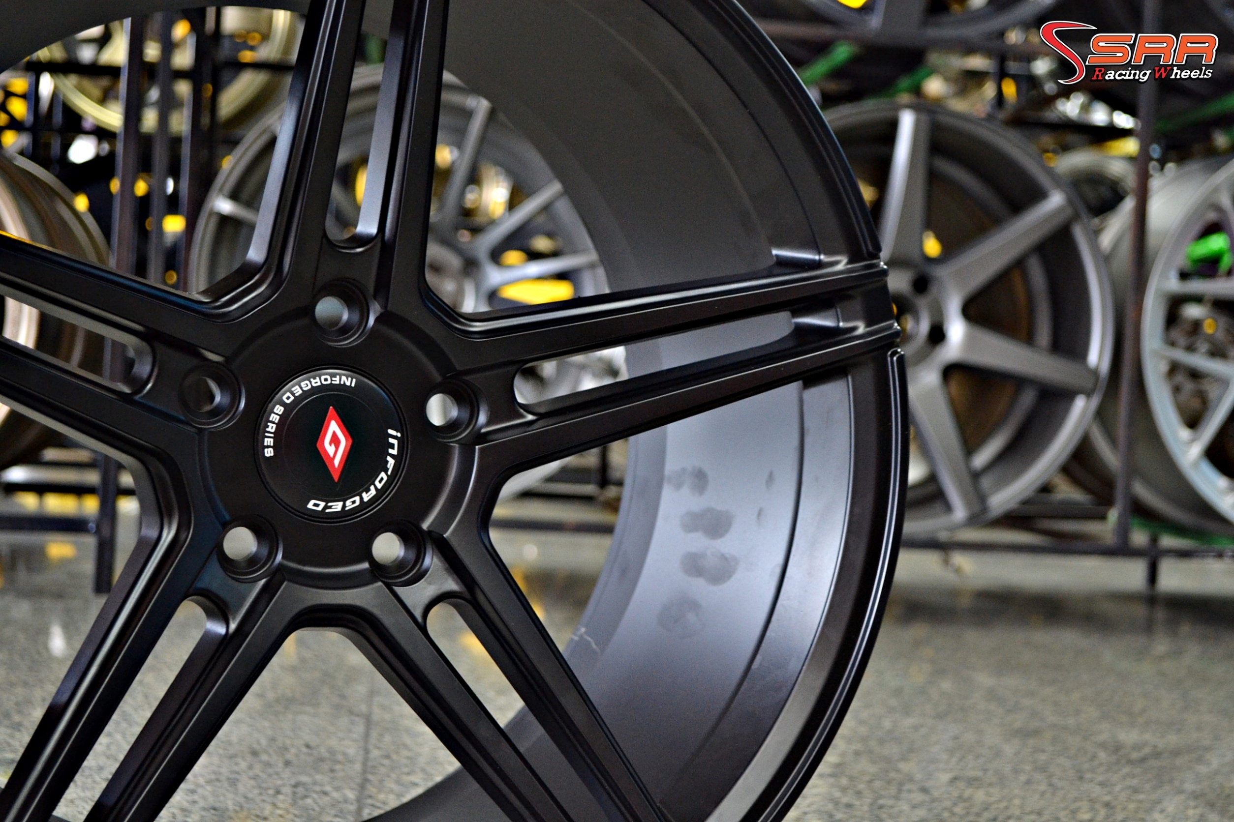 ล้อแม็กซ์ INFORGED IFG-5 ขอบ18นิ้ว วงละ 4,500.-