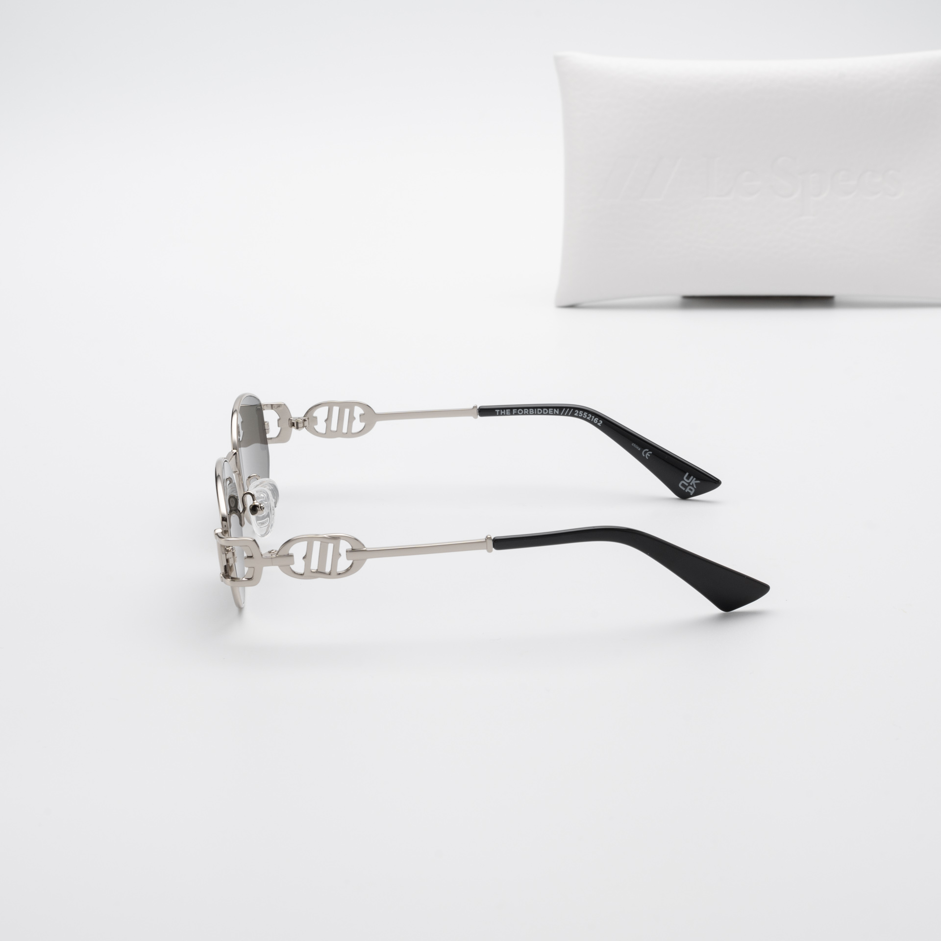 แว่นกันแดด Le Specs LSP2552162 THE FORBIDDEN Silver