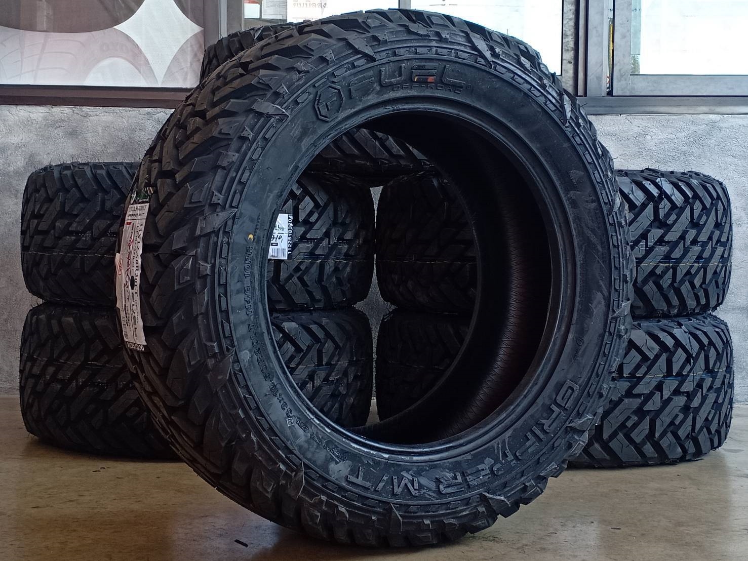 ยางเข้าใหม่ FUEL MT 33x12.50R20 114Q (ปี19)