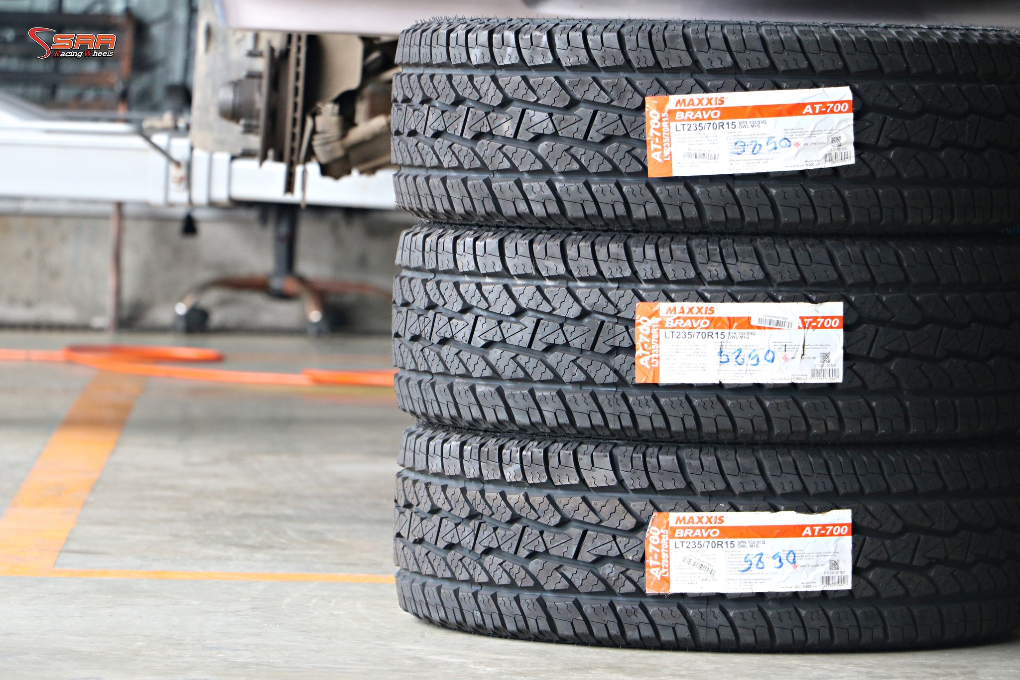 ยางใหม่ MAXXIS AT700 ขนาด 235/70R15