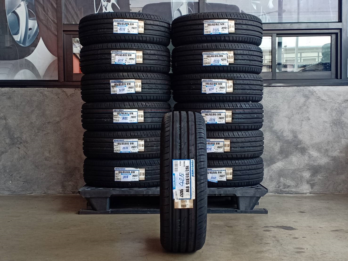 ยางโปรโมชั่น TOYO 195/65R15 PROXES CF2 91V MADE IN JAPAN