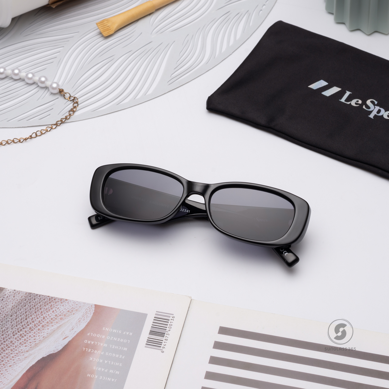 แว่นกันแดด Le Specs LSP2102341 Unreal! Exclusive Black