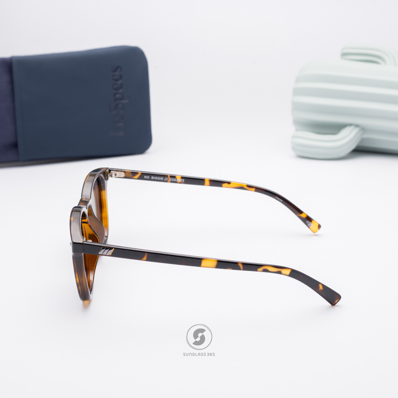 แว่นกันแดด Le Specs LSP2202473 No Biggie Tokyo Tort