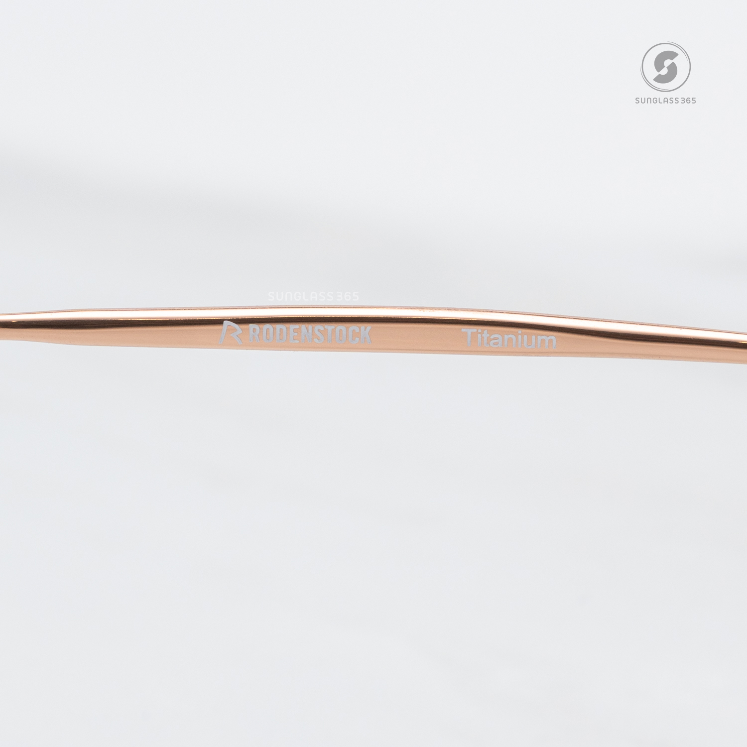 แว่นสายตา RODENSTOCK R7119 B