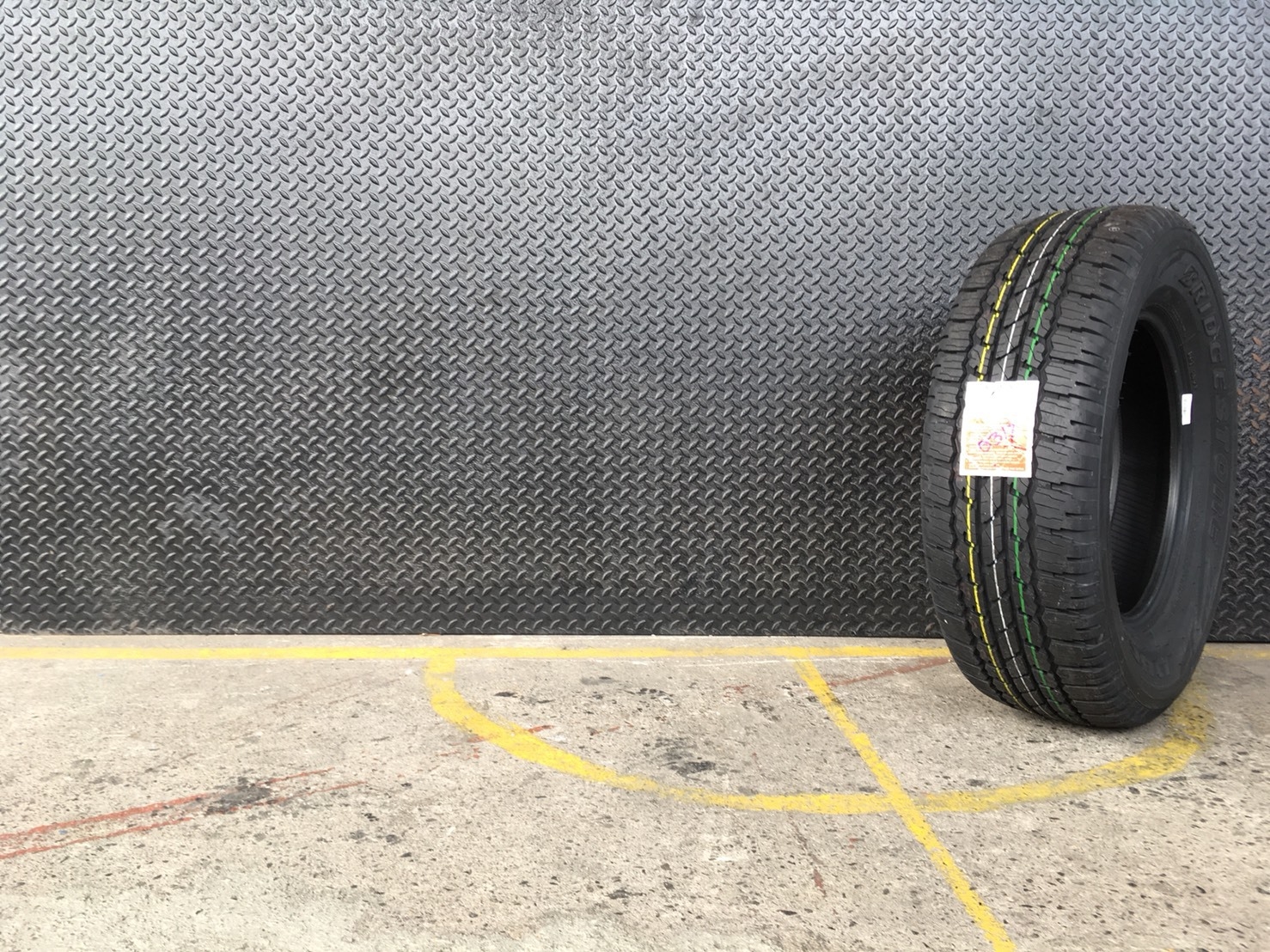 BRIDGESTONE AT693 III 265-65-17 เส้น 4500 ปี17 ปกติ7500