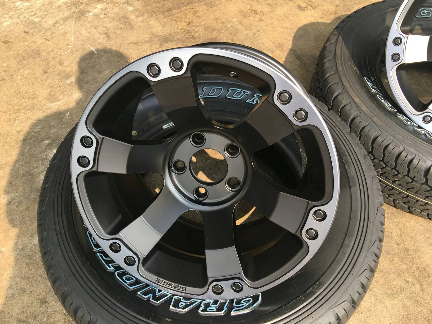 PARODI ROAR ขอบ16 5รู114.3 ใส่ วีโก้