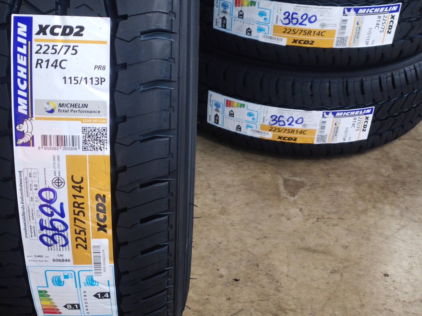 MICHELIN 225/75R14C XCD2 115/113P PR8 Y:3520 8PR