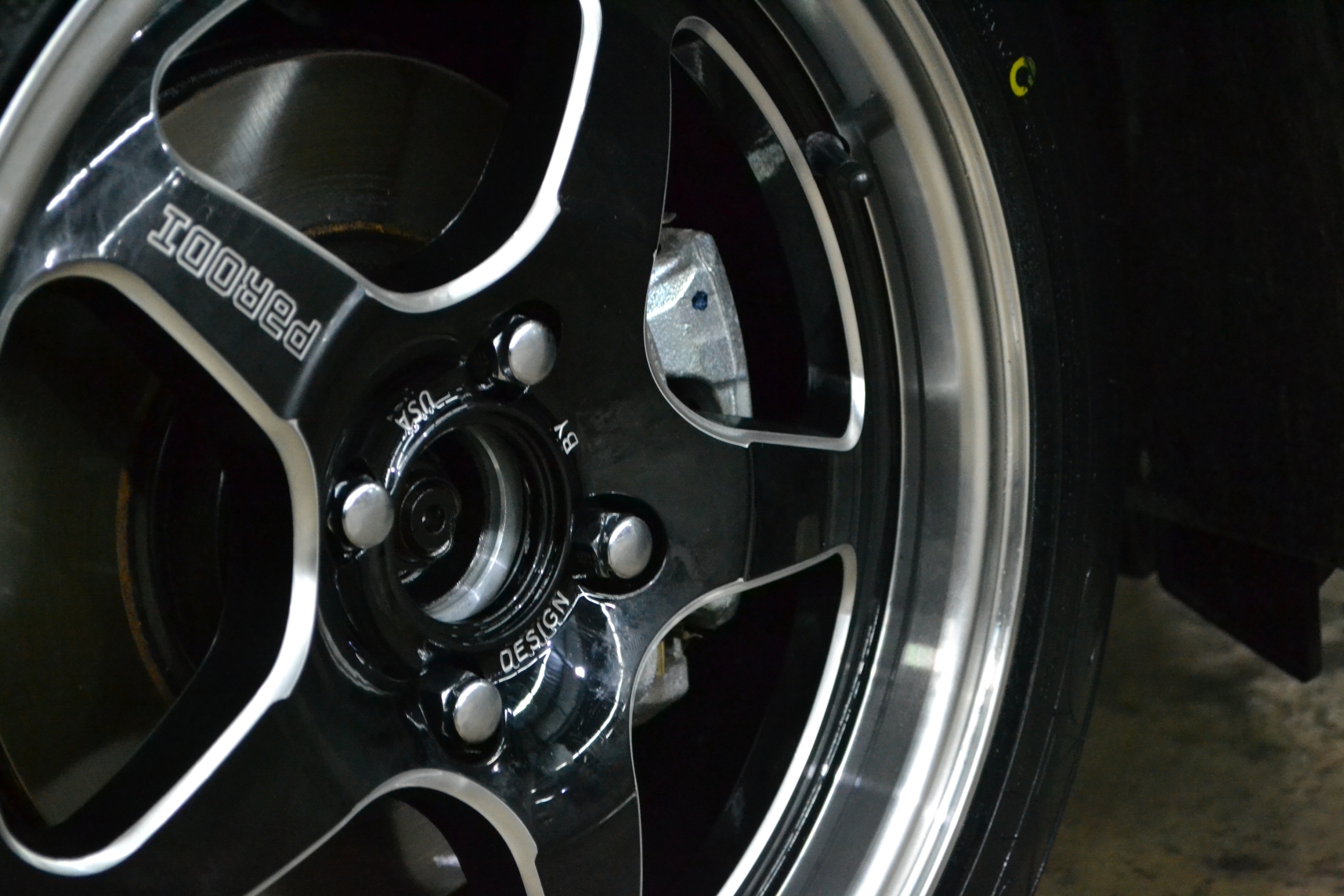 PARODI RS-02 ขอบ15 พร้อมยาง TOYO T1R ชุด 17980 ปกติ 29500